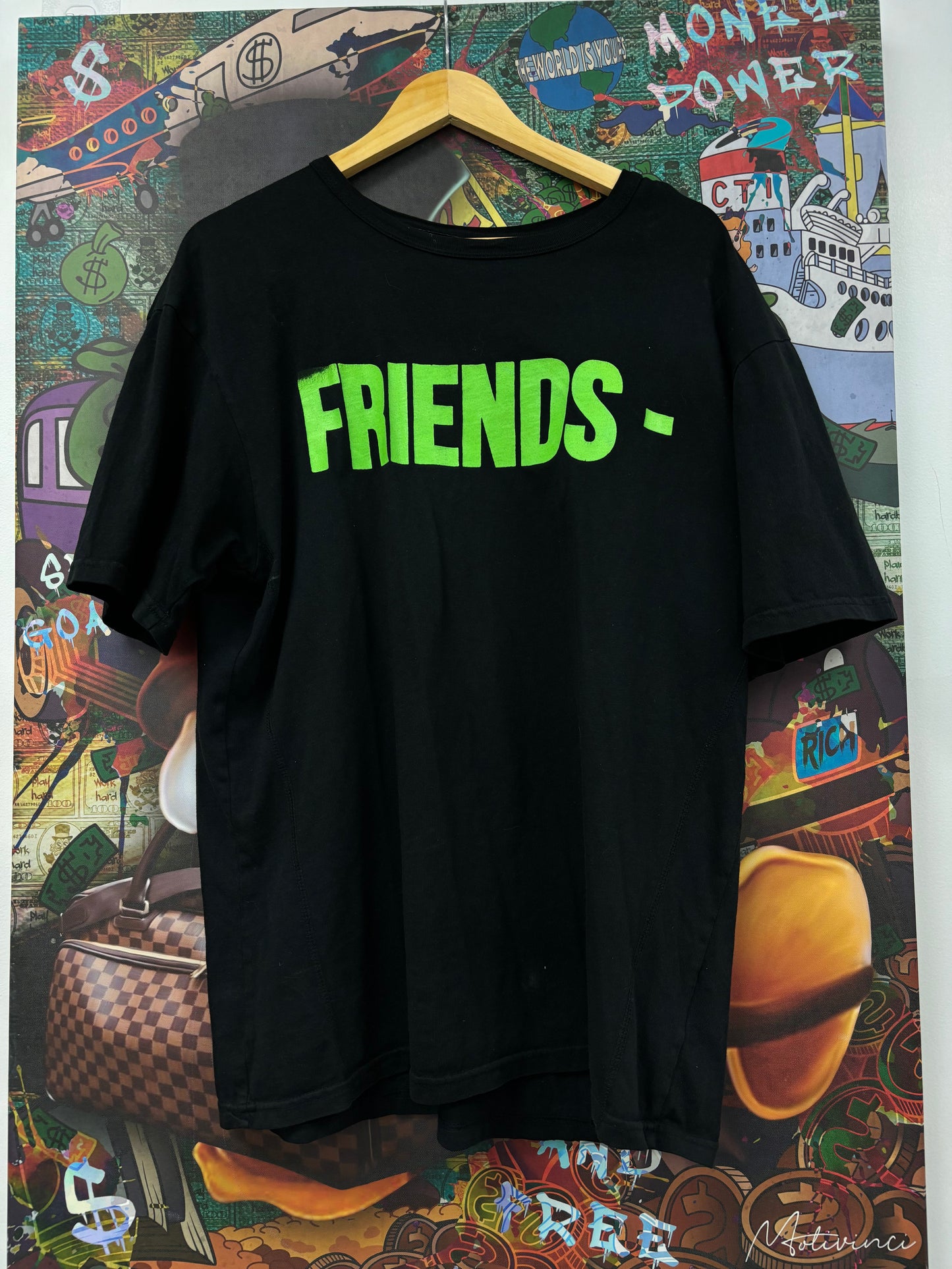 VLONE Friends Tee Black Neon Used Medium