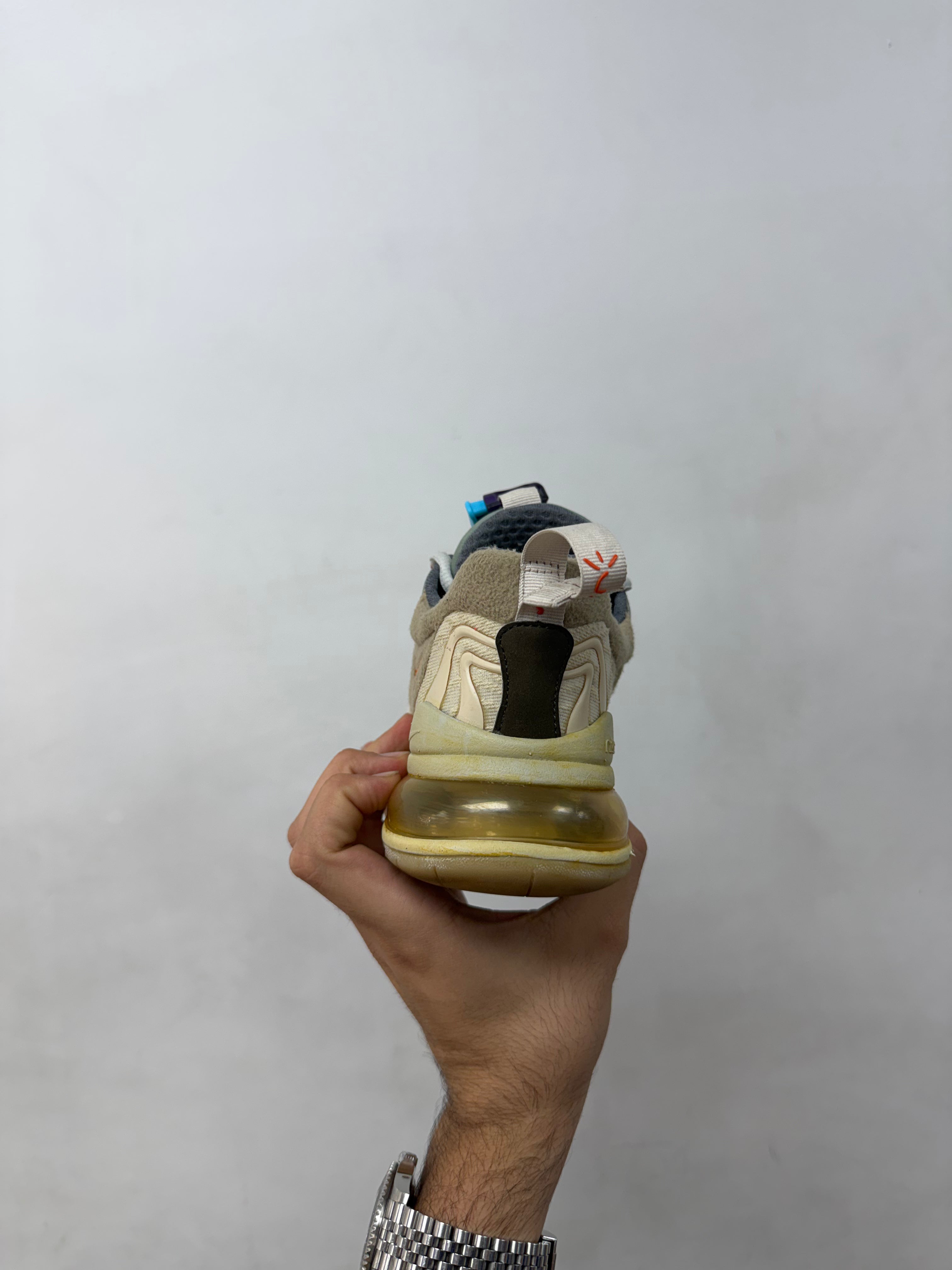 Nike Air Max 270 Cactus Trails Sneakers
