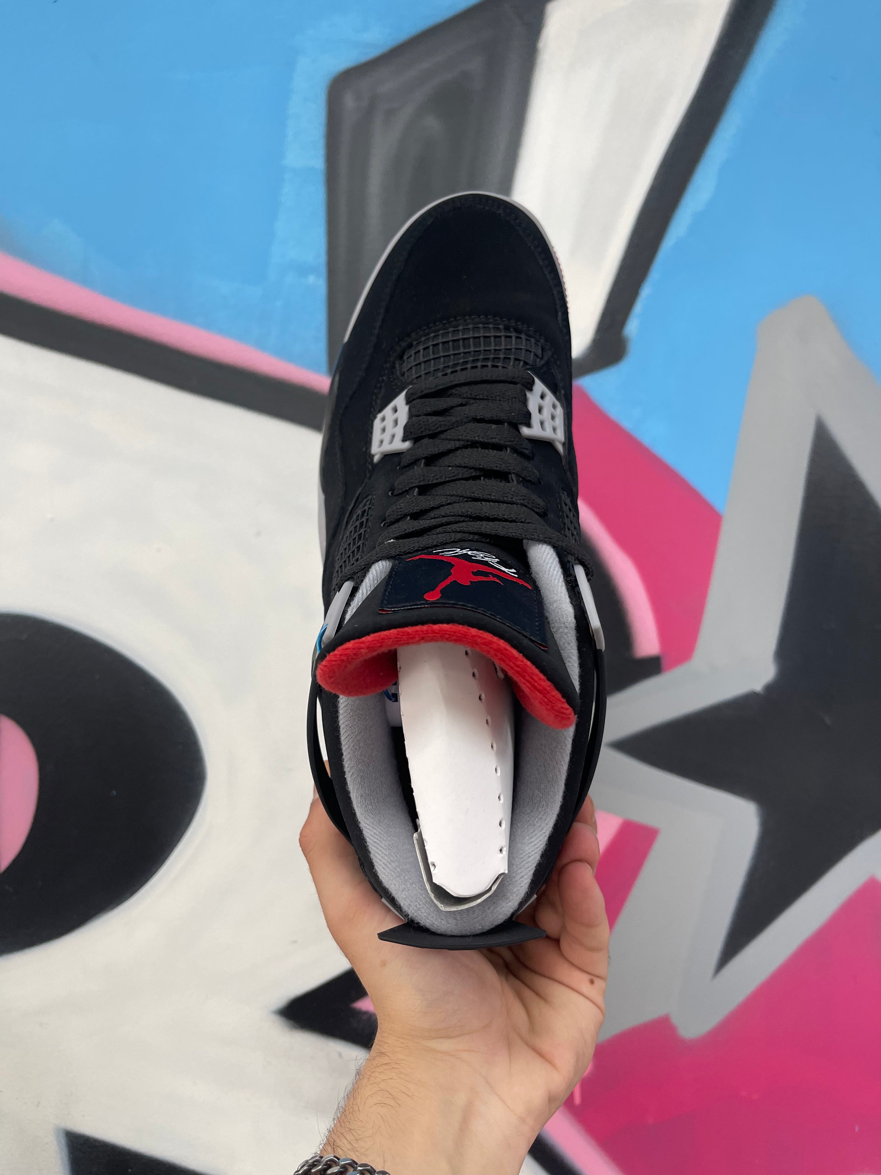 Jordan 4 Bred Sneakers