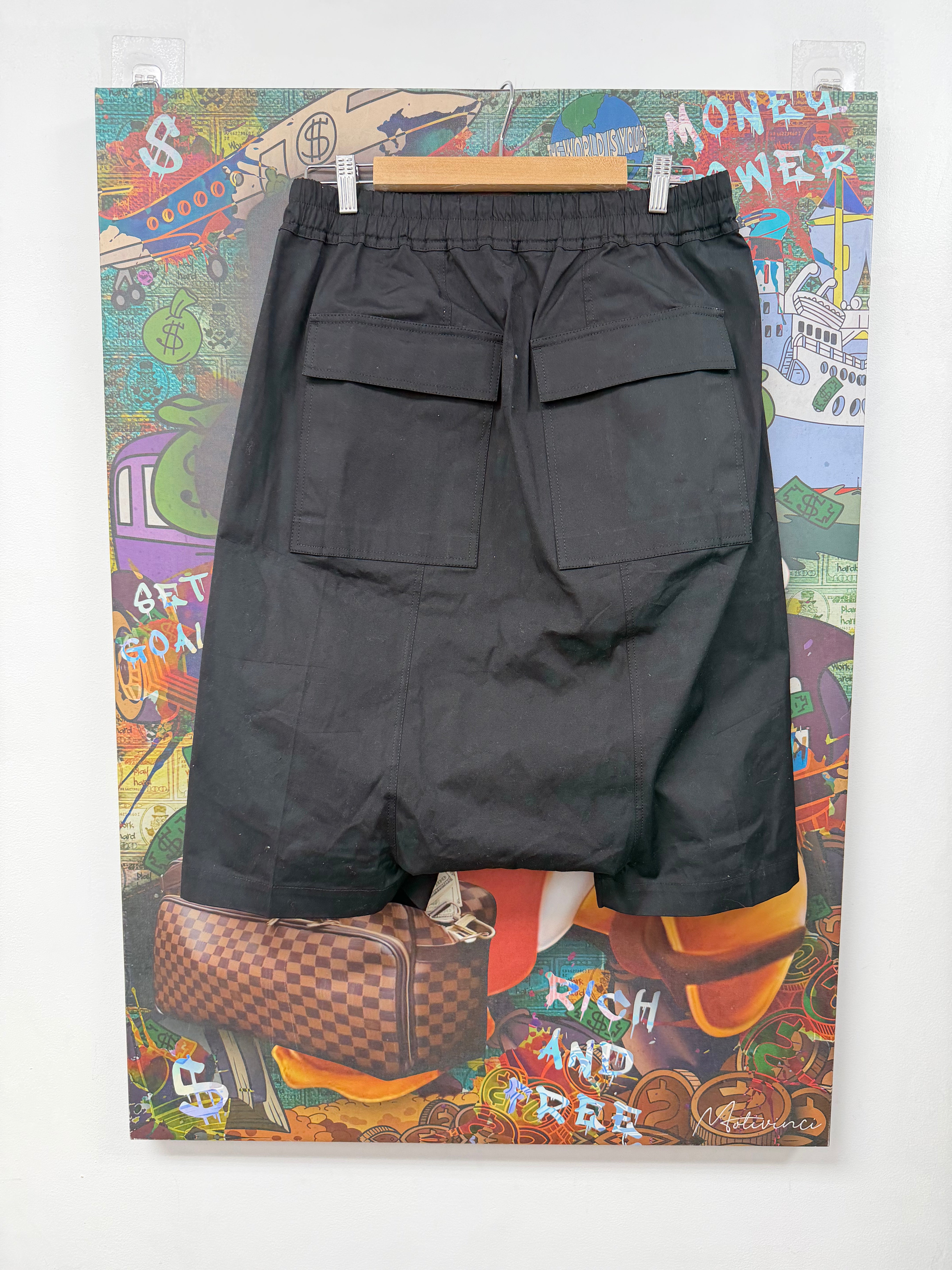 Rick Owens Black Pod (42) Shorts