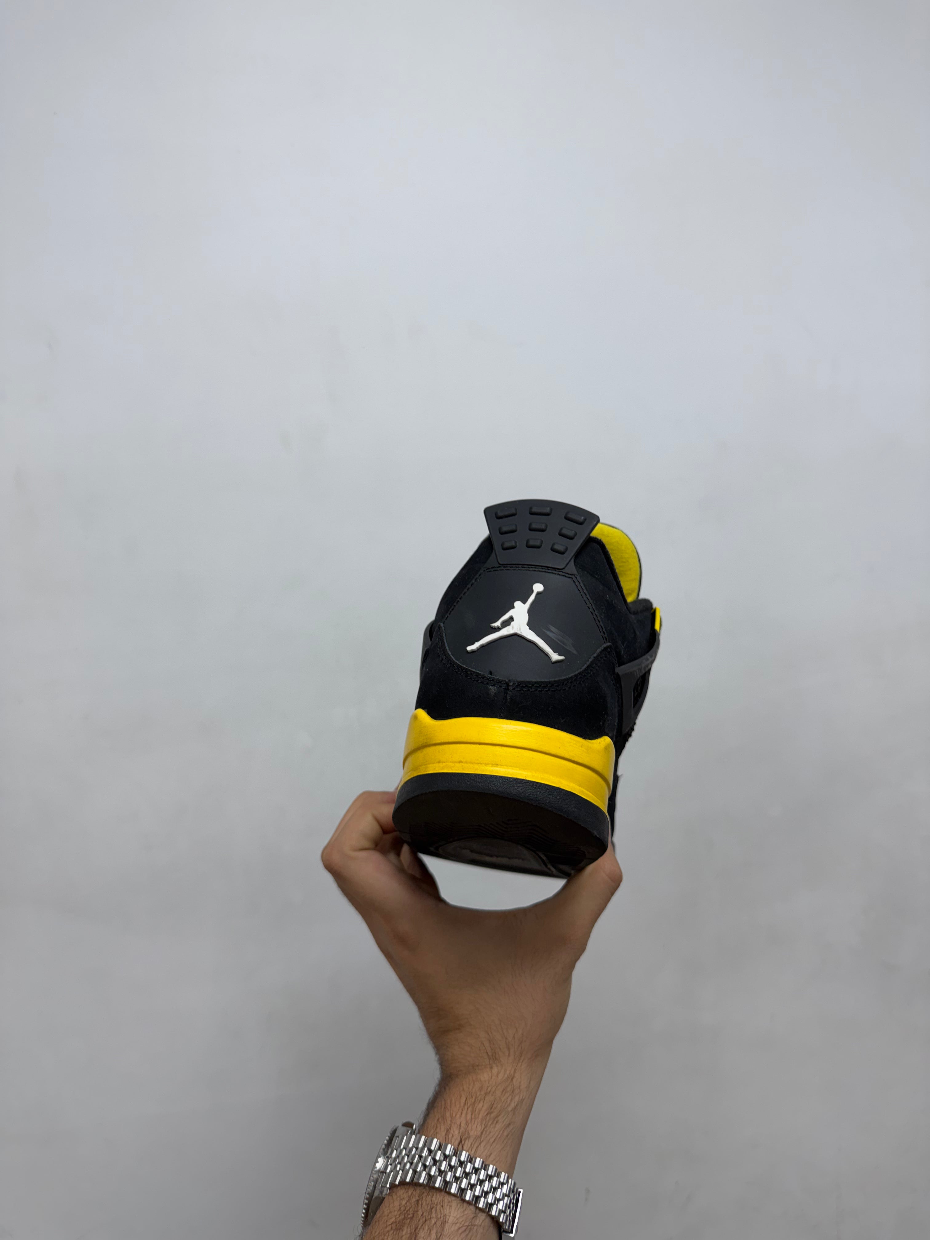 Jordan 4 Yellow Thunder Sneakers