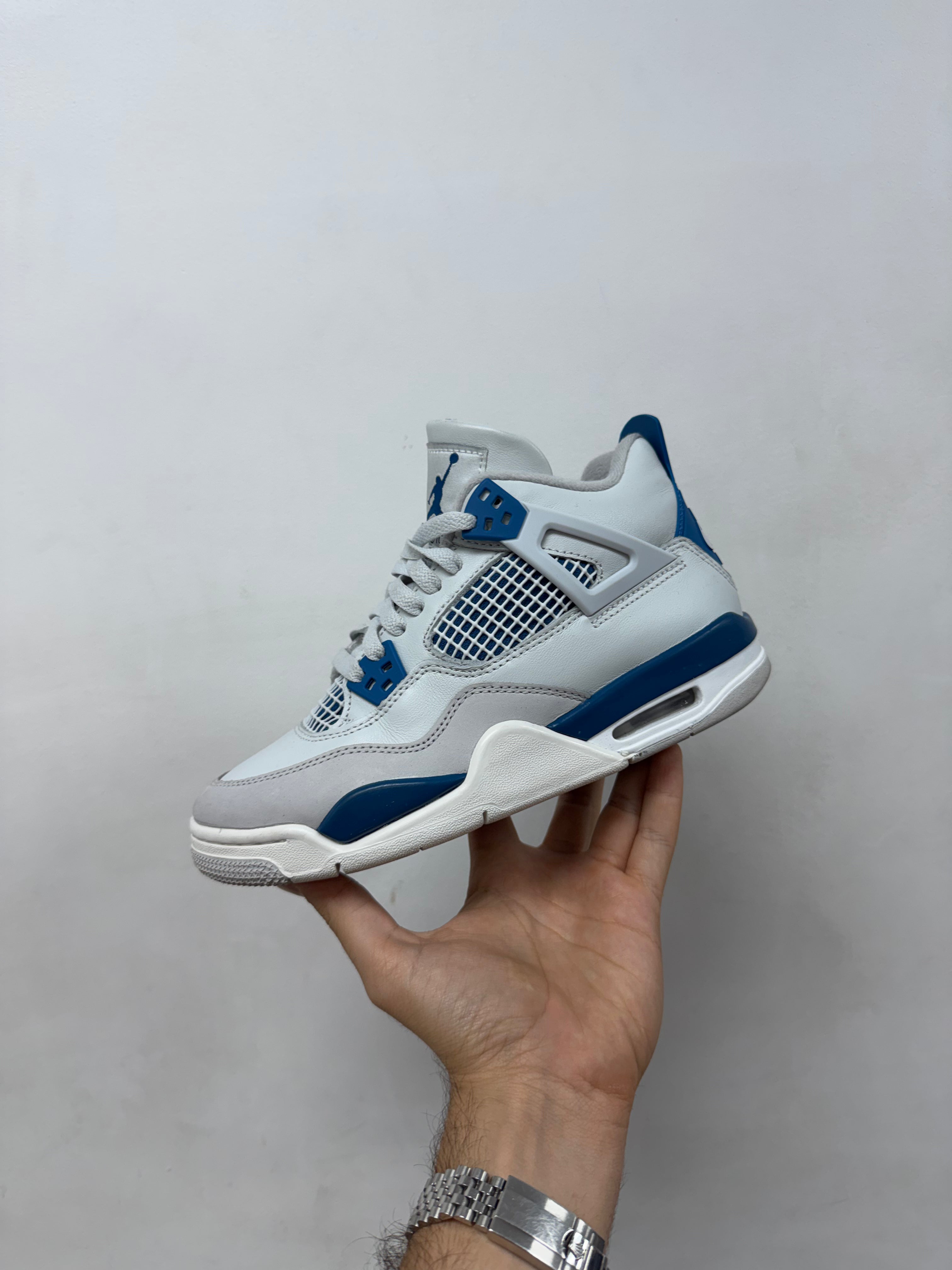 Jordan 4 Military Blue Sneakers