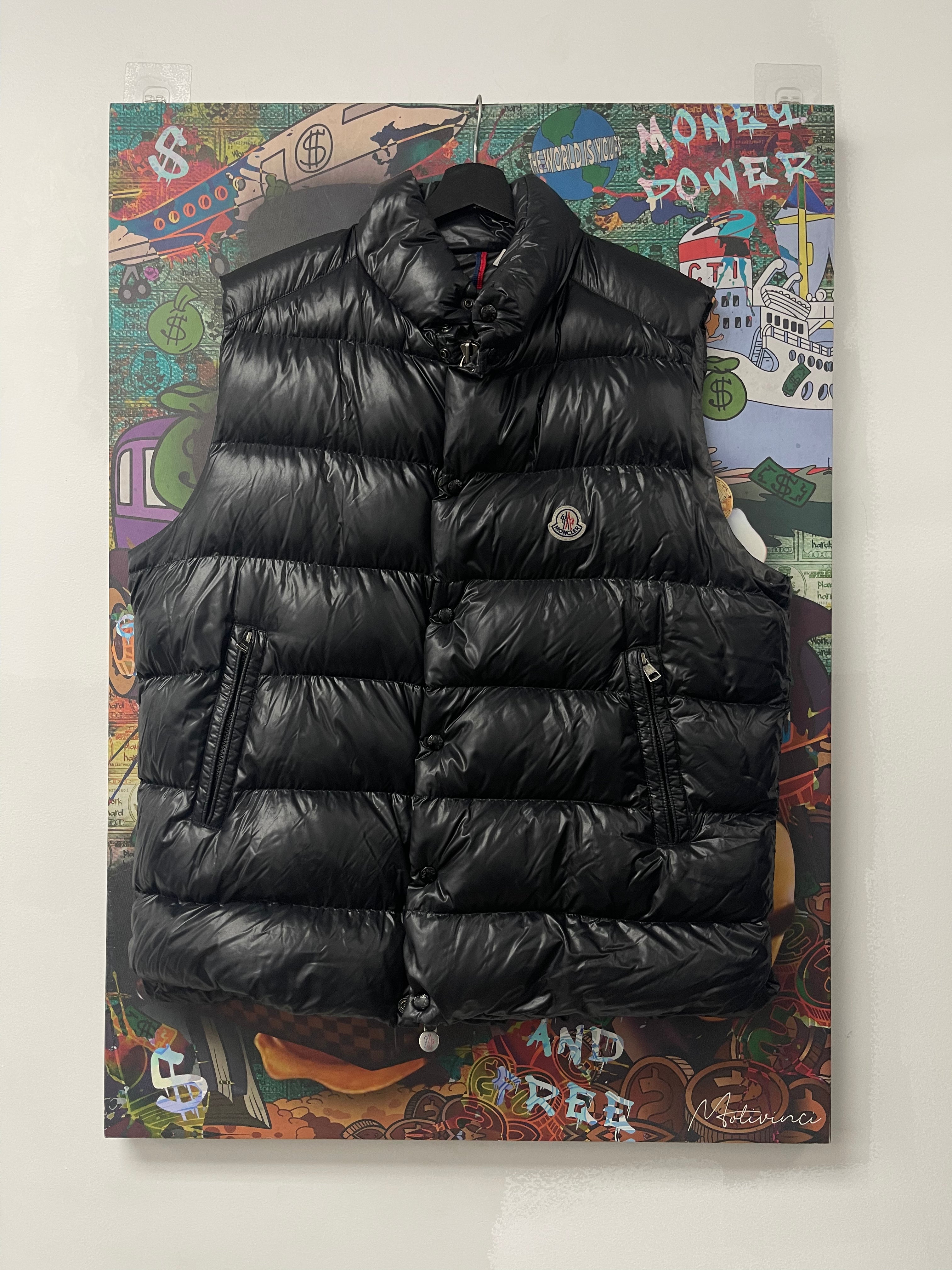 Moncler Black Vest  Used XXL N/A