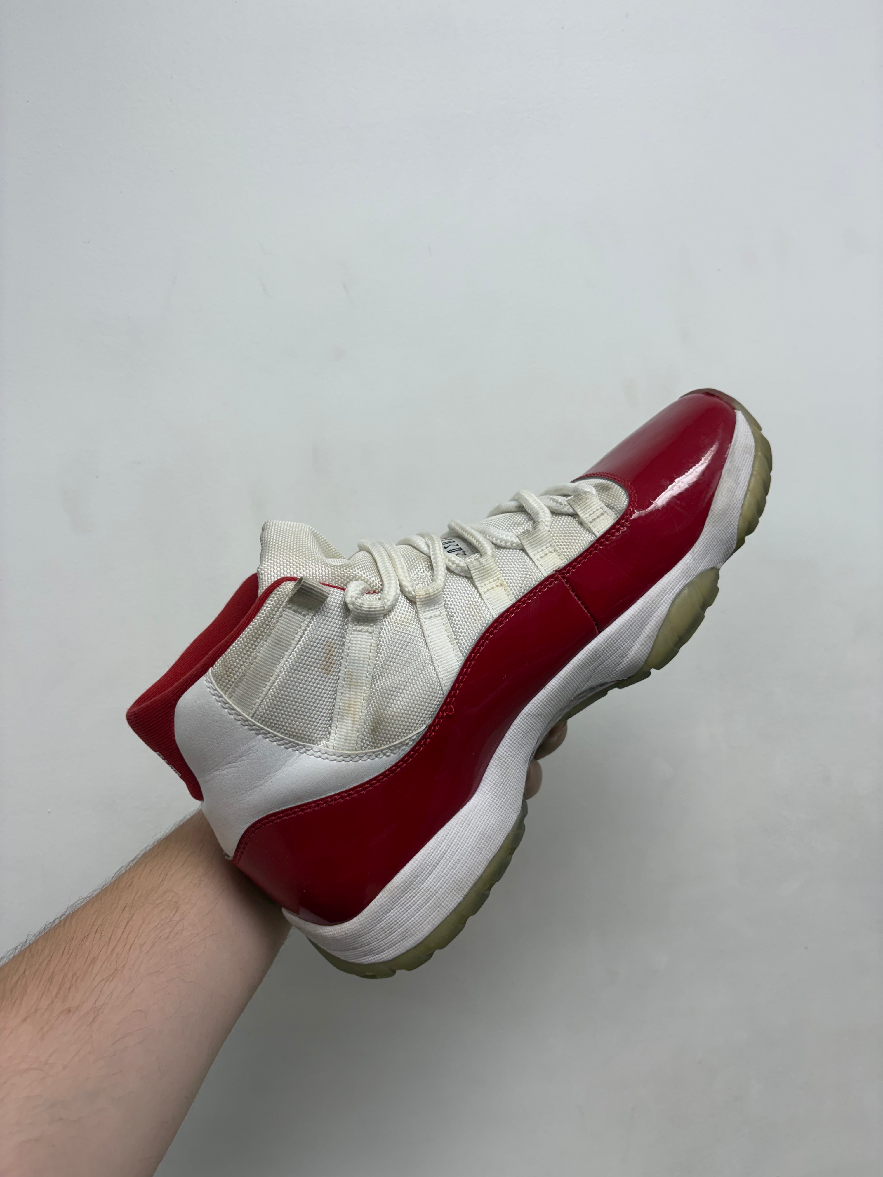 Jordan 11 Cherry Sneakers