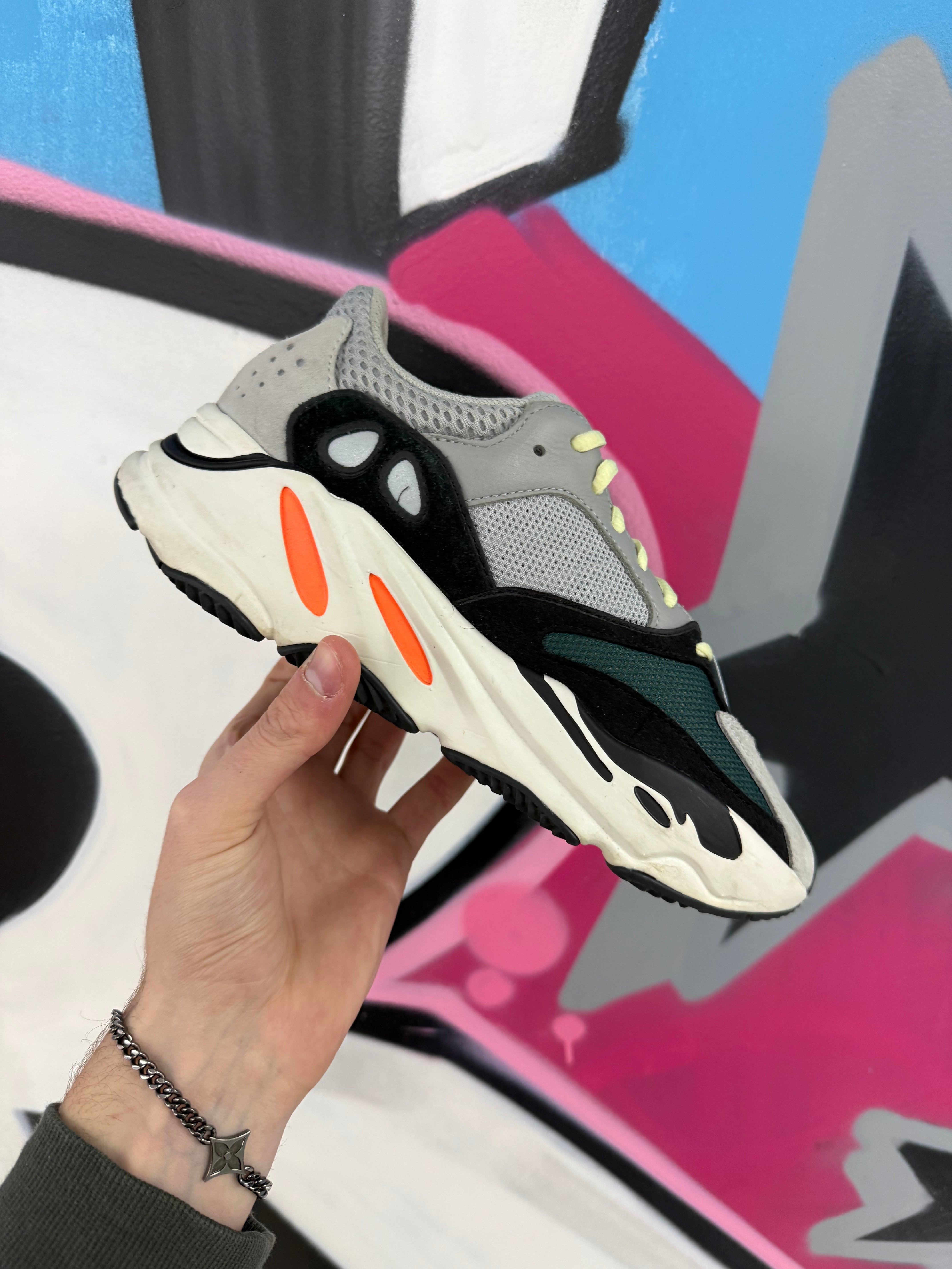 YZY 700 Wave Runner Sneakers