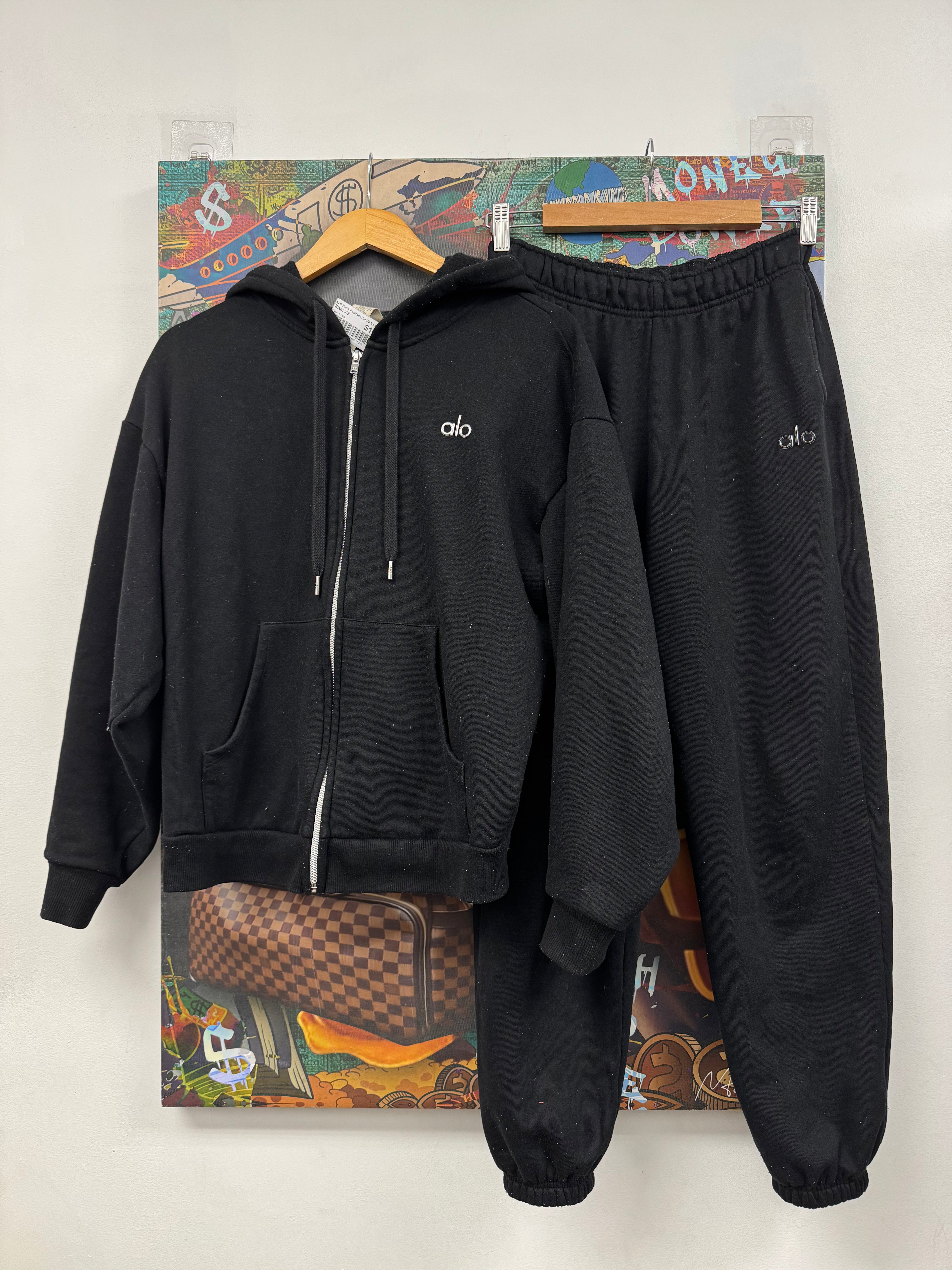 ALO Black Accolade Zip Up Sweatsuit