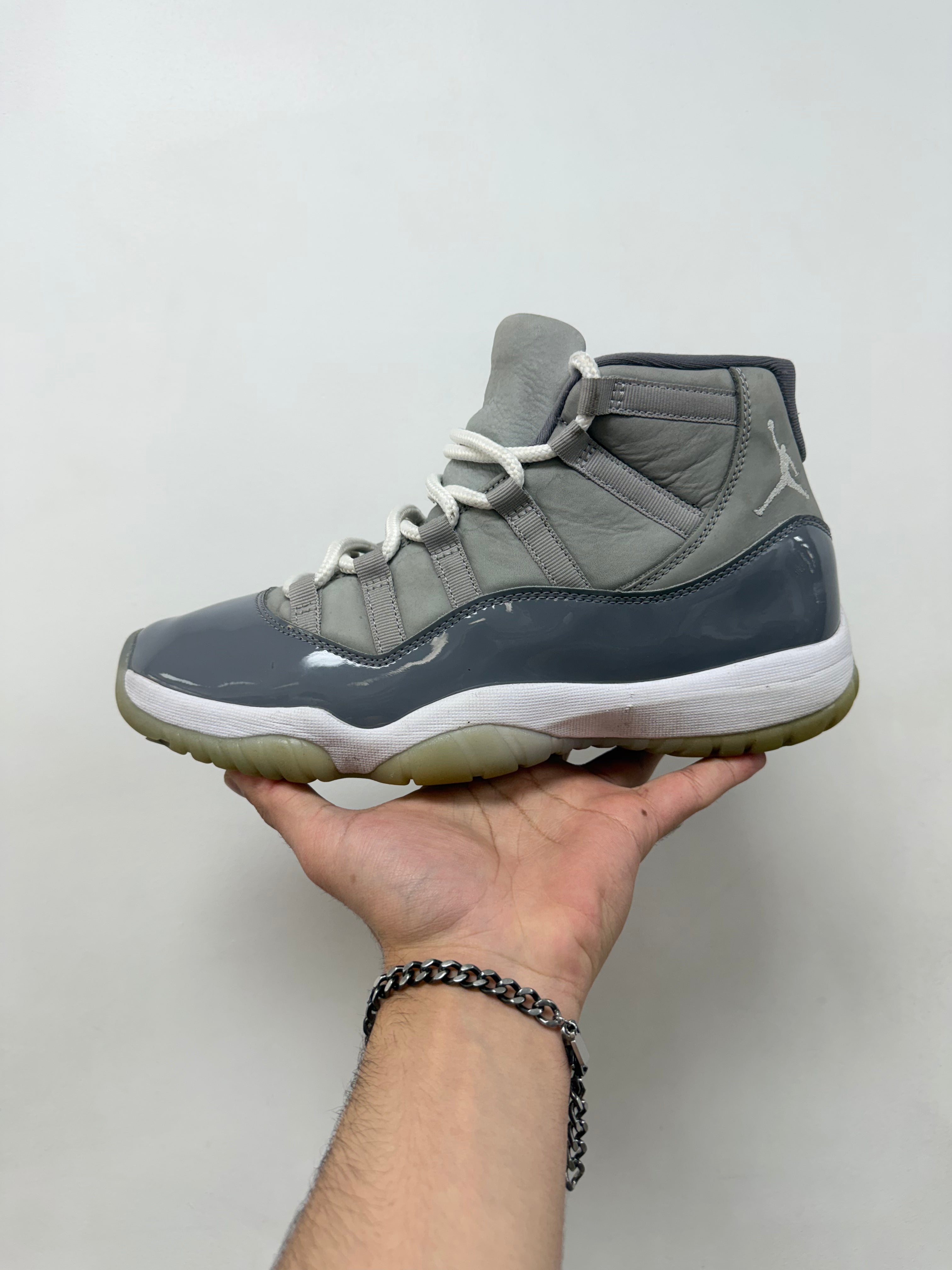 Jordan 11 Cool Grey Sneakers