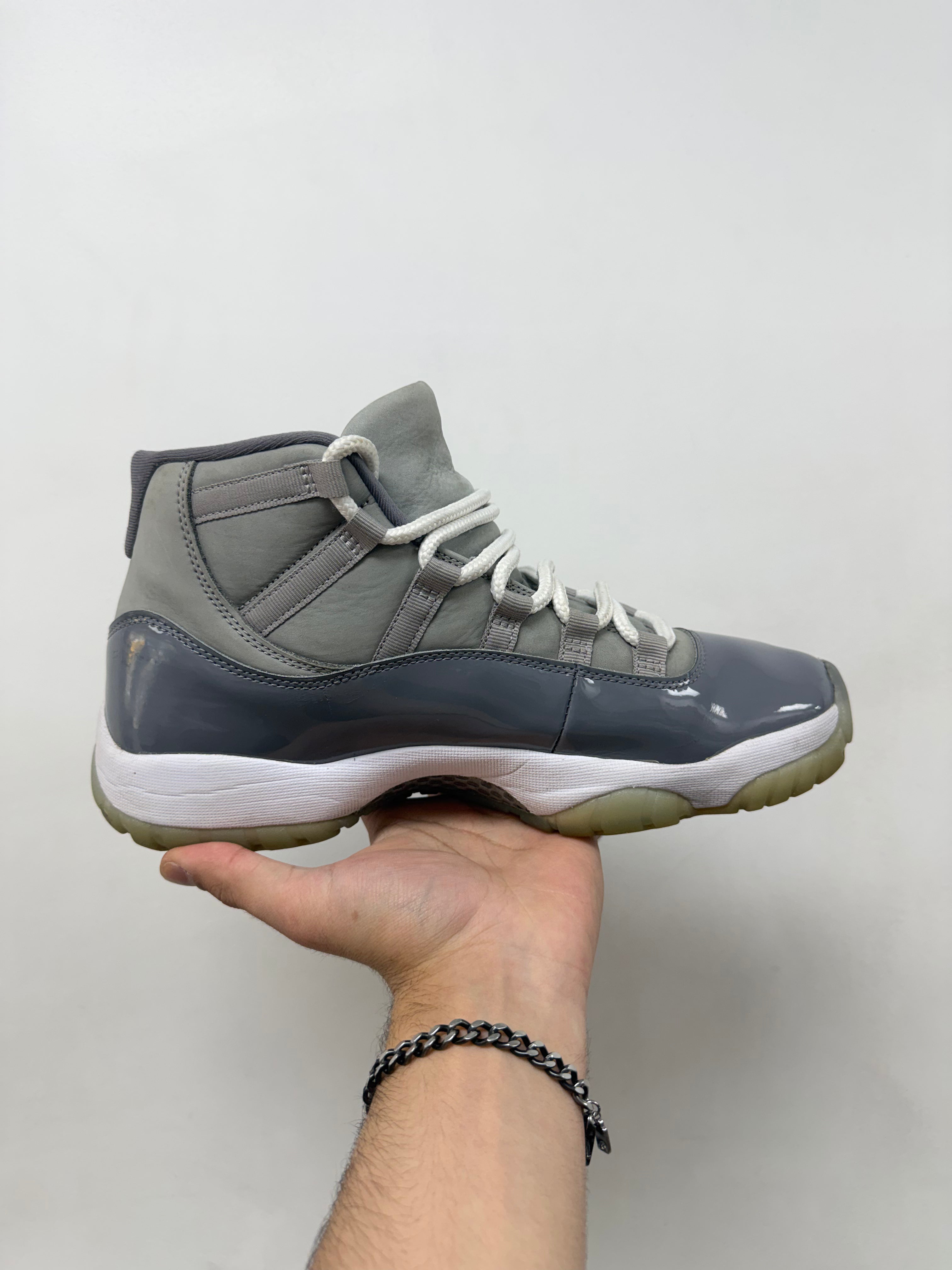 Jordan 11 Cool Grey Sneakers