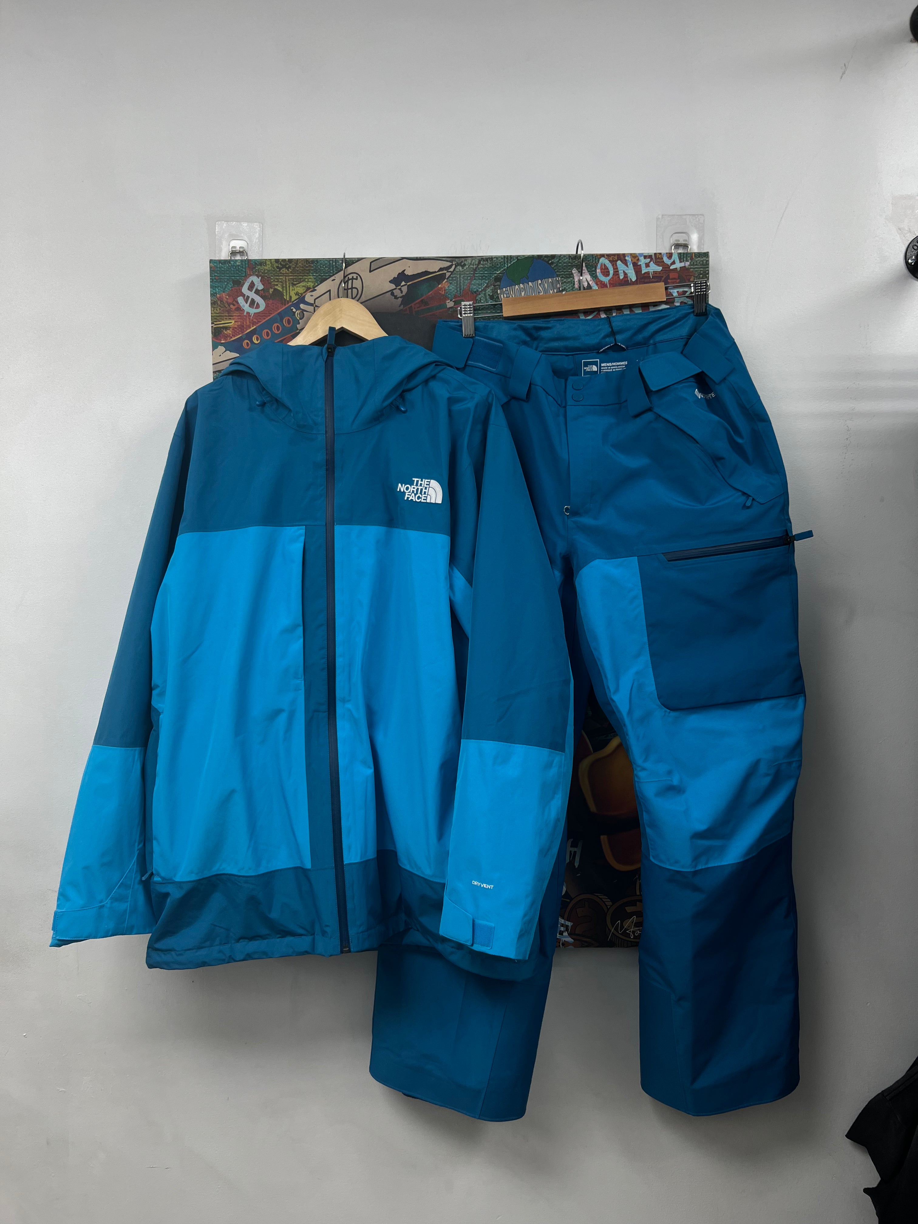 The North Face Dusk Blue Dryvent Ski Set