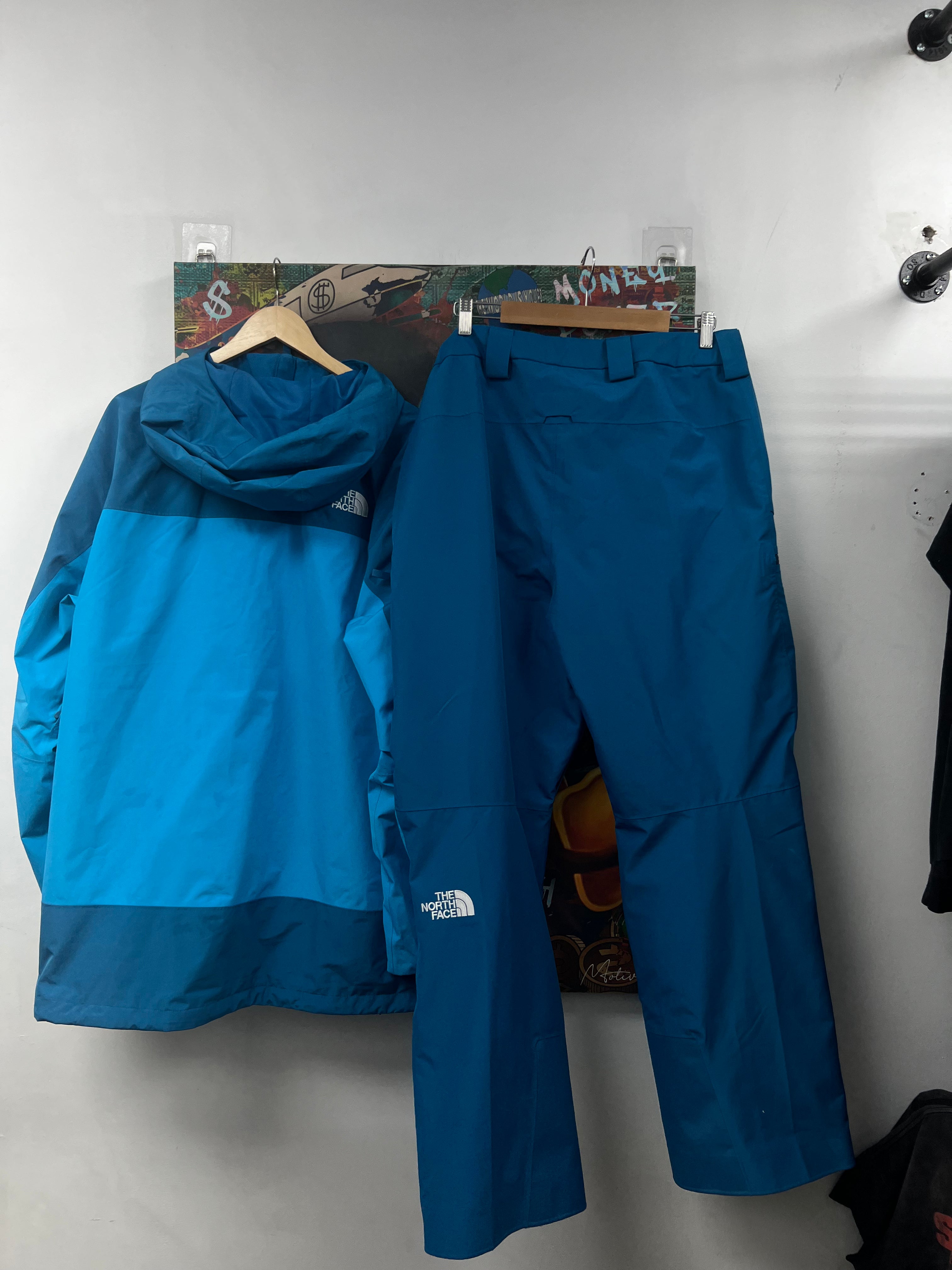 The North Face Dusk Blue Dryvent Ski Set