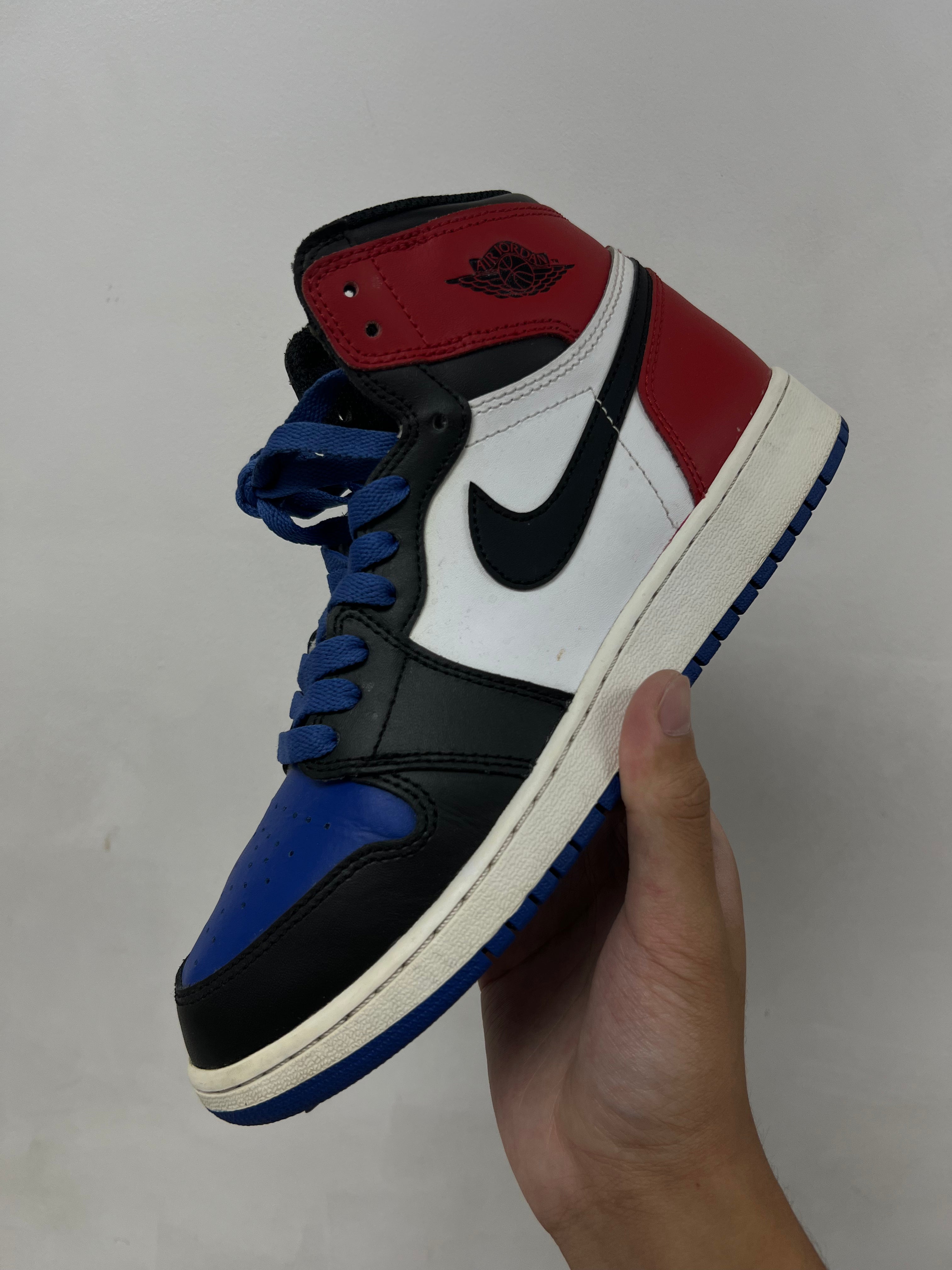 Nike Jordan 1 Top 3 Sneakers