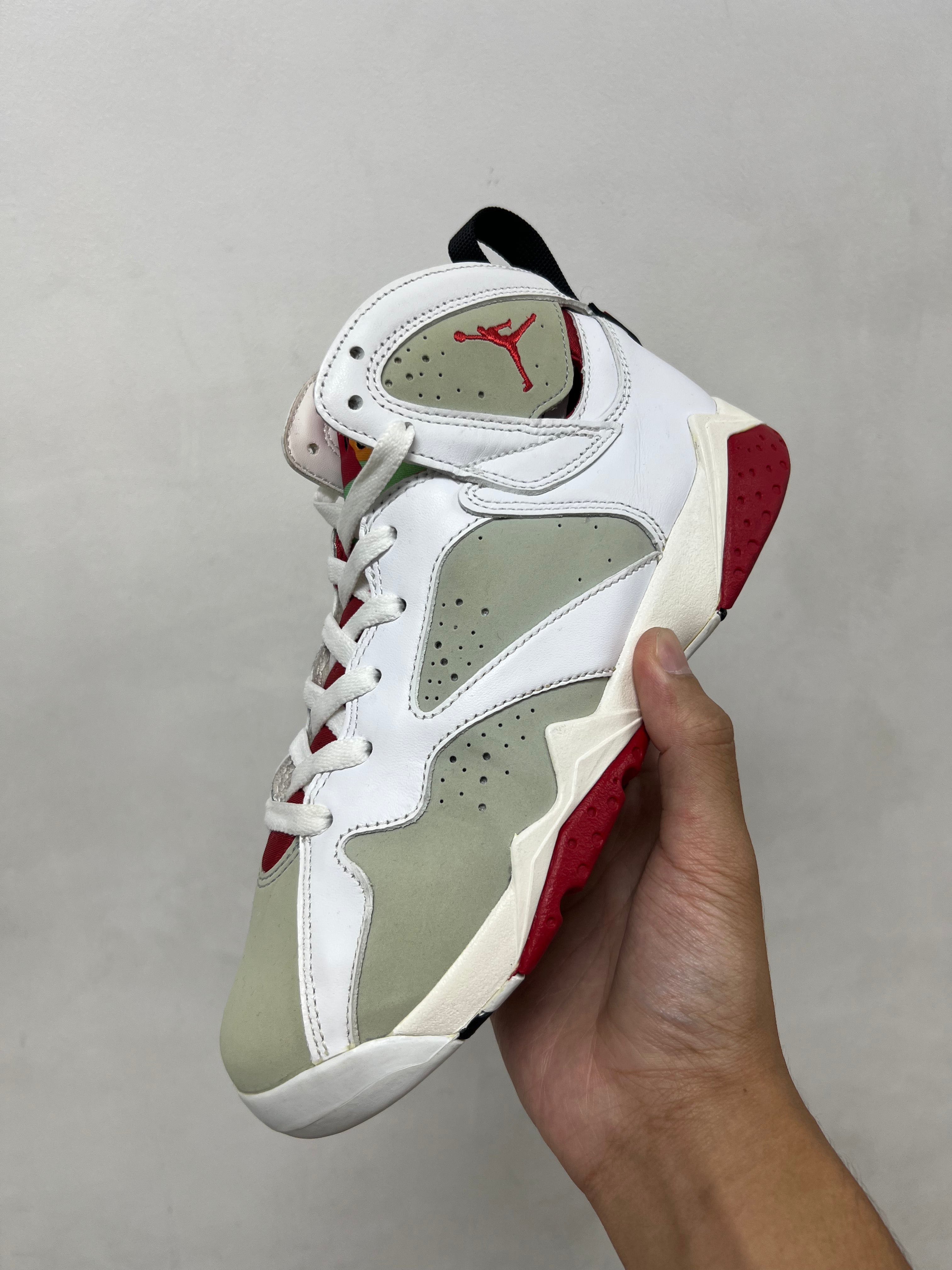 Nike Jordan 7 Hare Sneakers