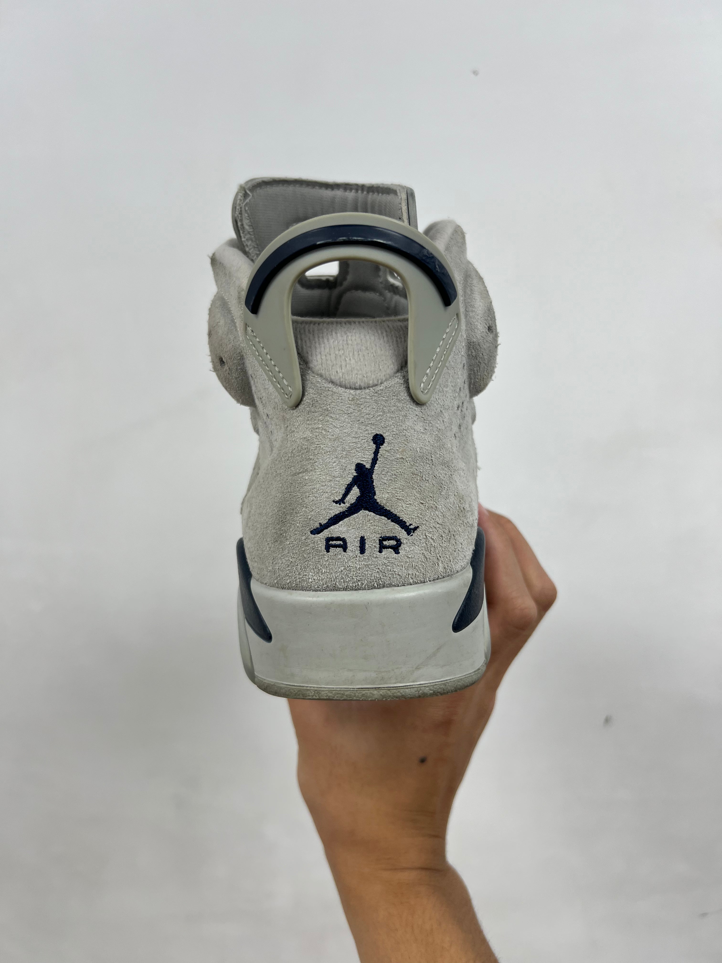 Jordan 6 Georgetown Sneakers