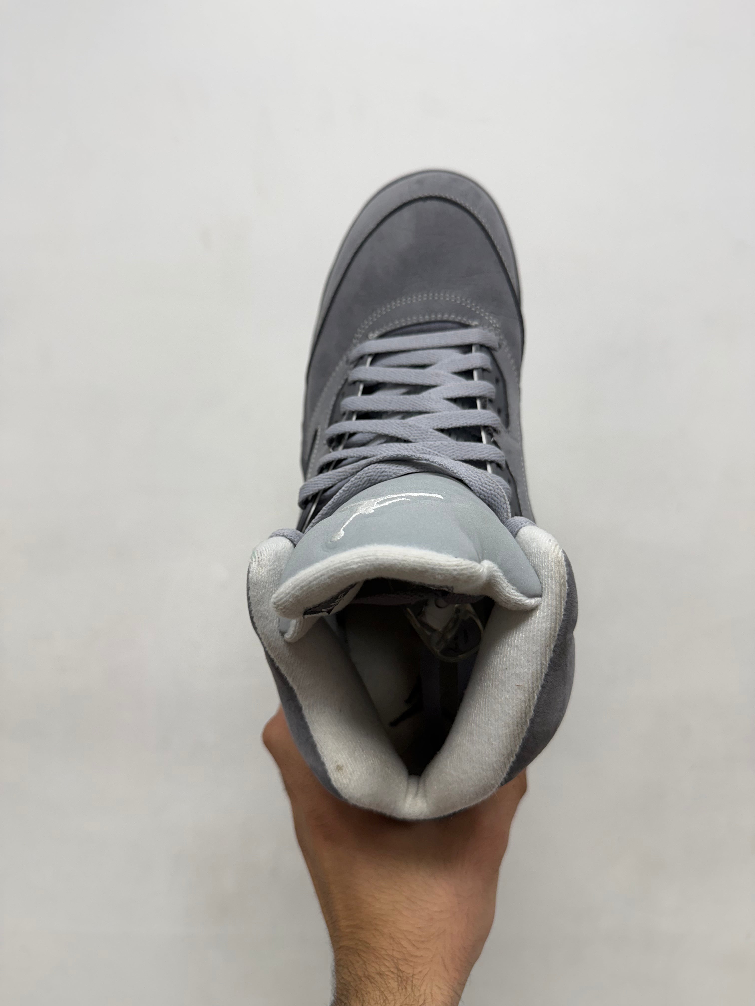Jordan 5 Wolf Grey Sneakers