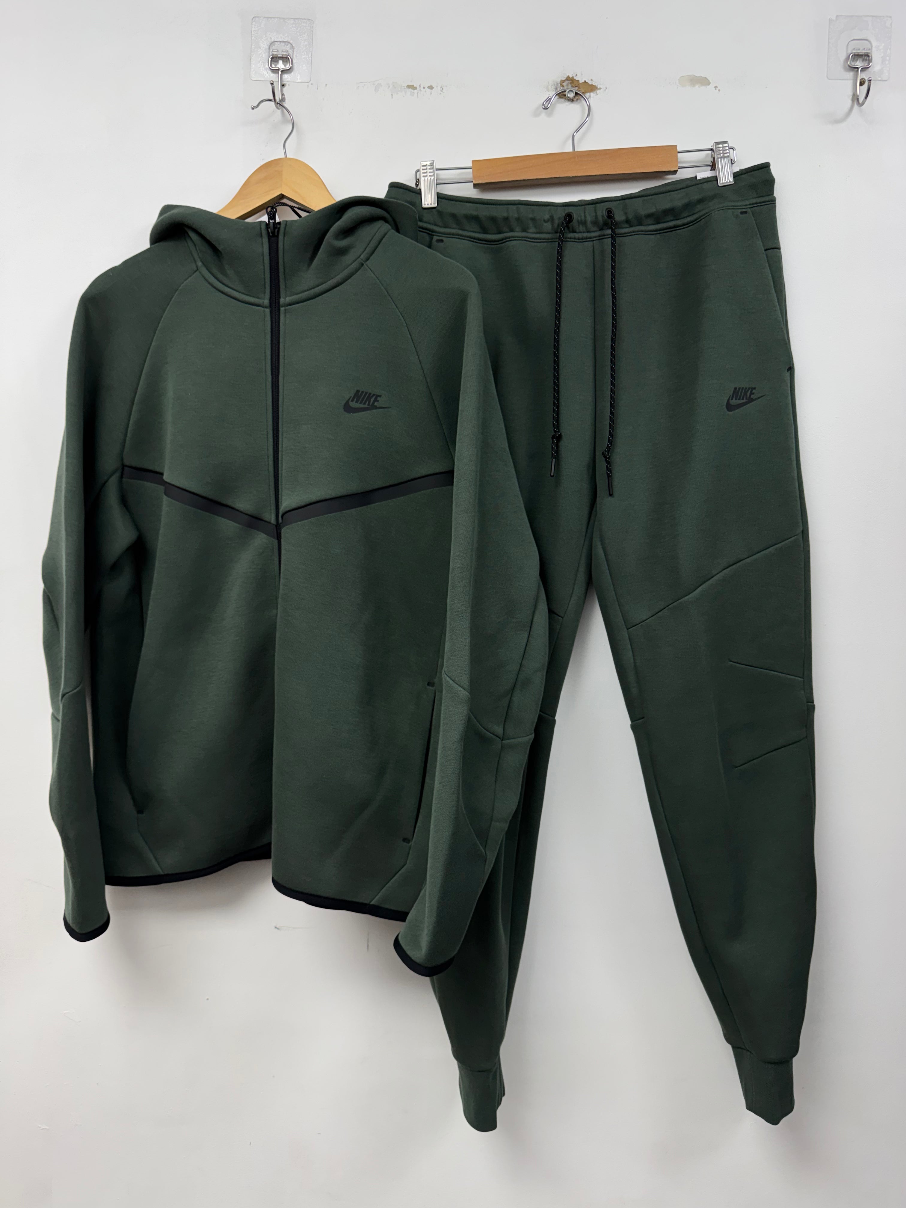 Nike Dark Green Sweatsuit