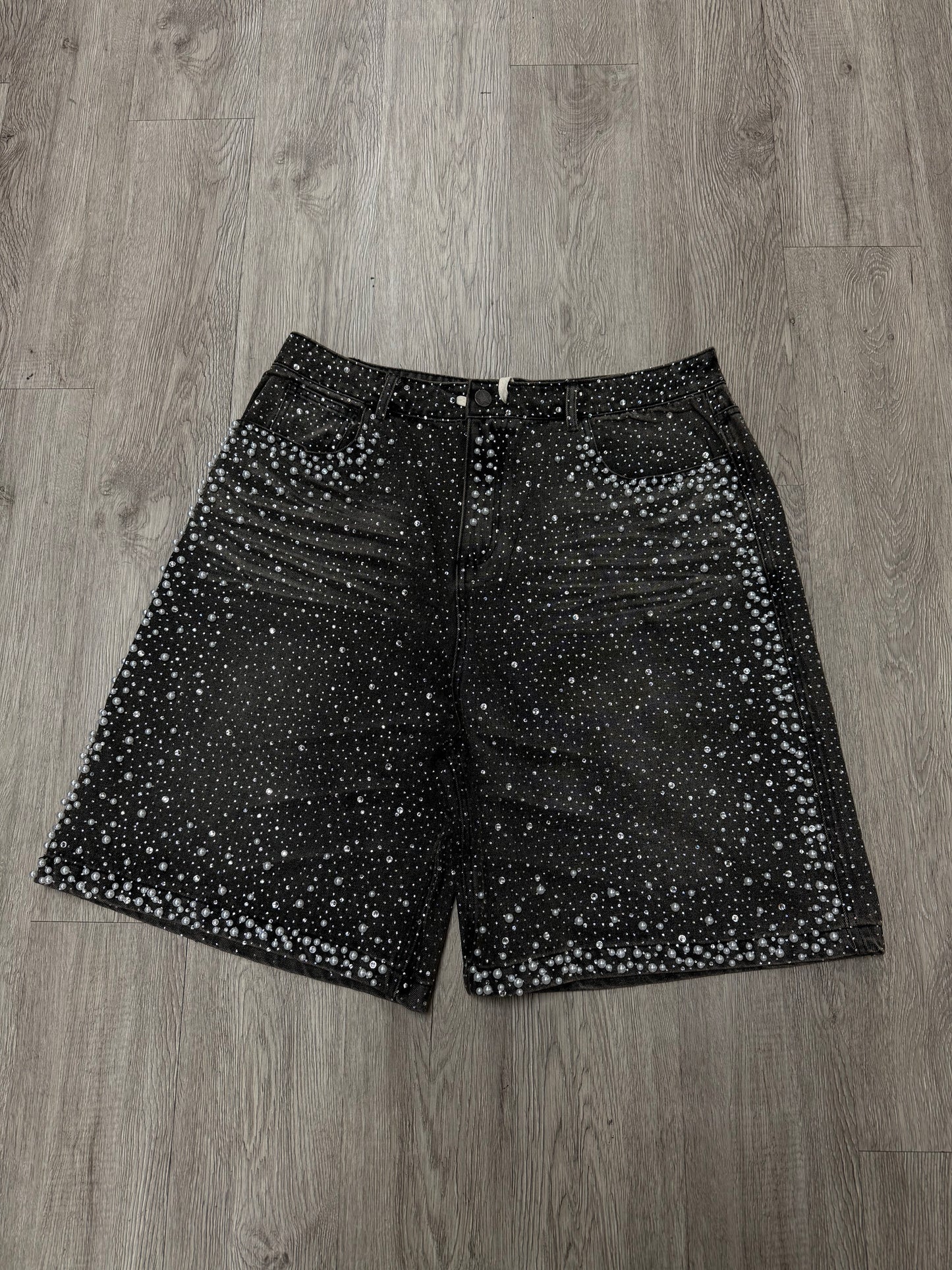 VALE Black Rainstorm Jorts