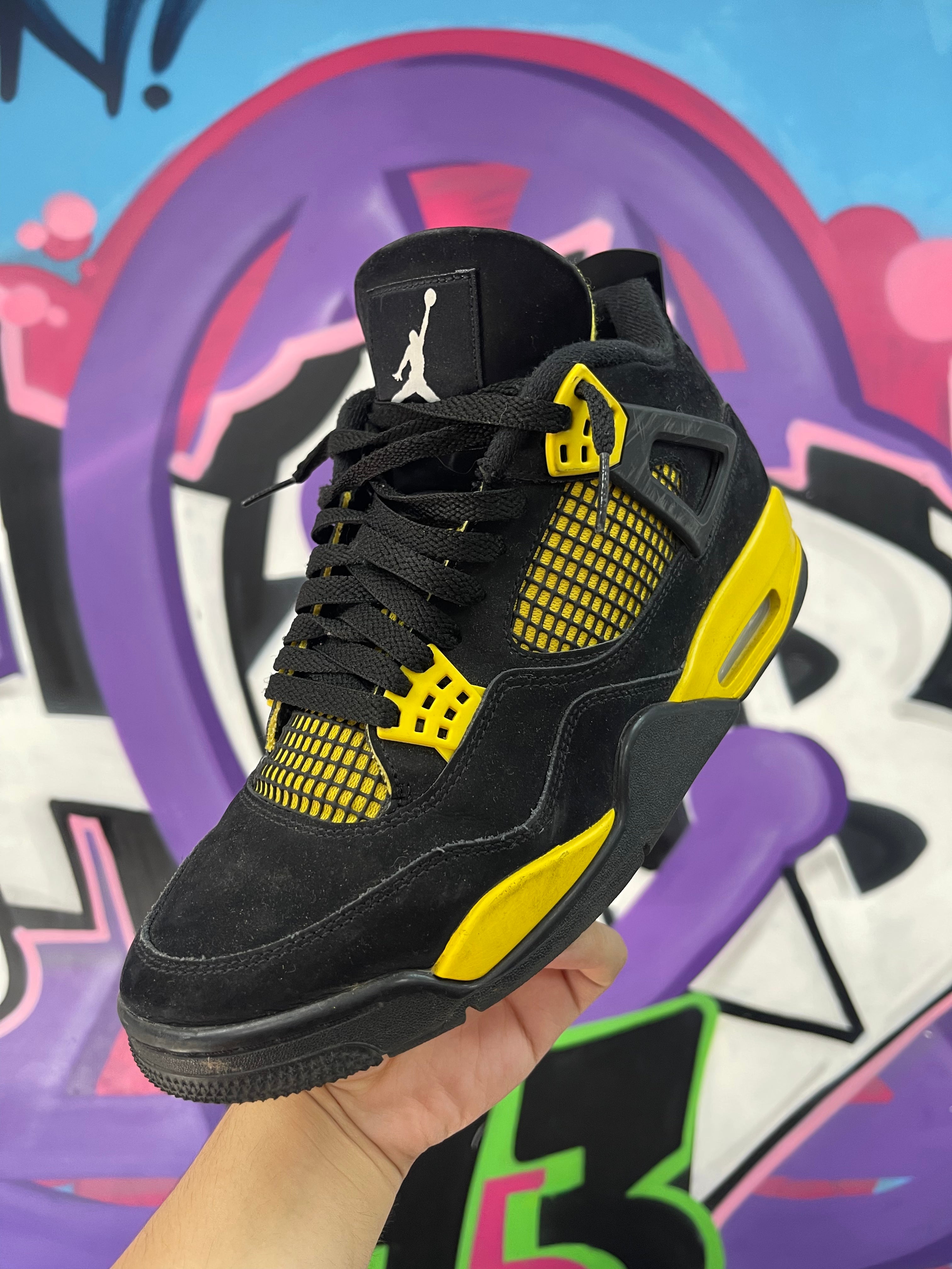 Jordan 4 Yellow Thunder Sneakers