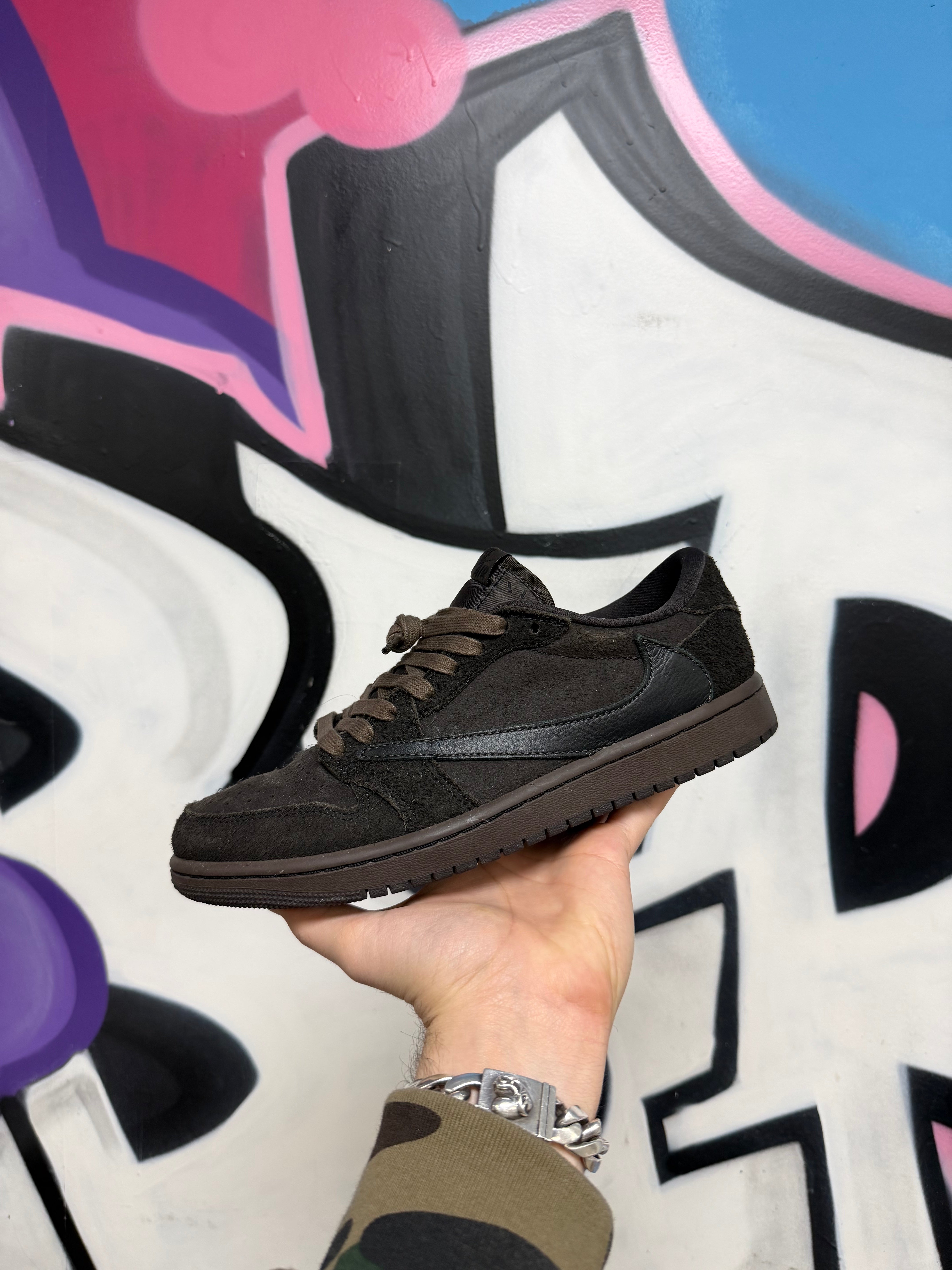 Jordan 1 Low Travis Scott Velvet Sneakers