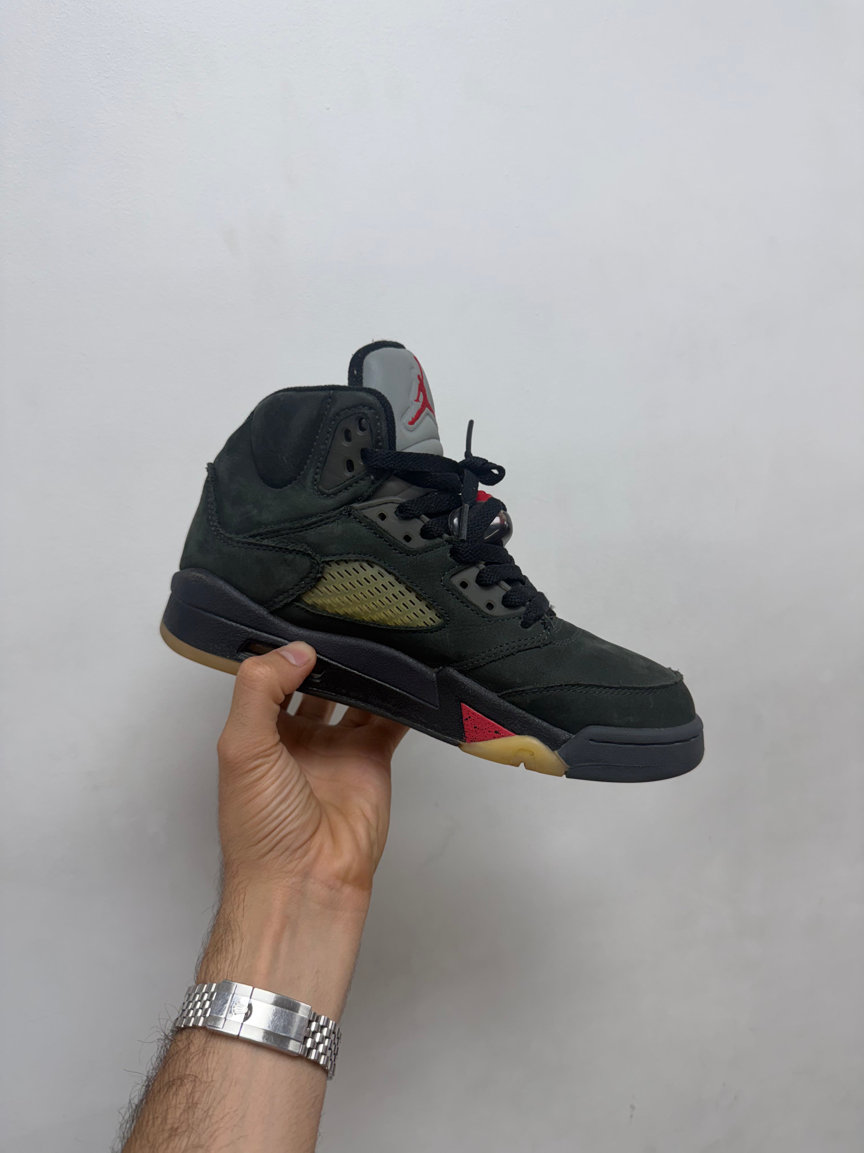 Jordan 5 Gore Tex Off Noir Sneakers