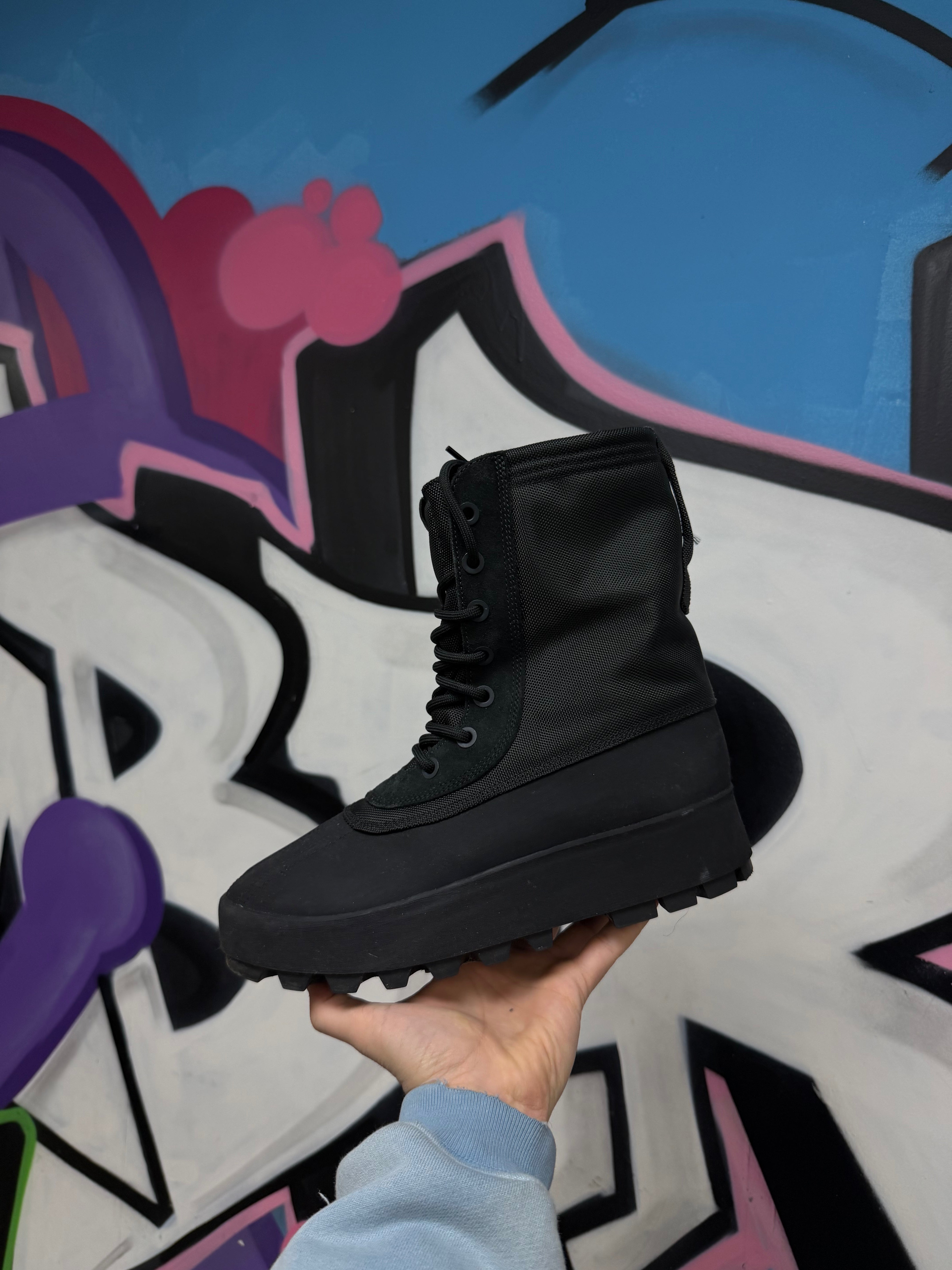 YZY 950 Pirate Boots