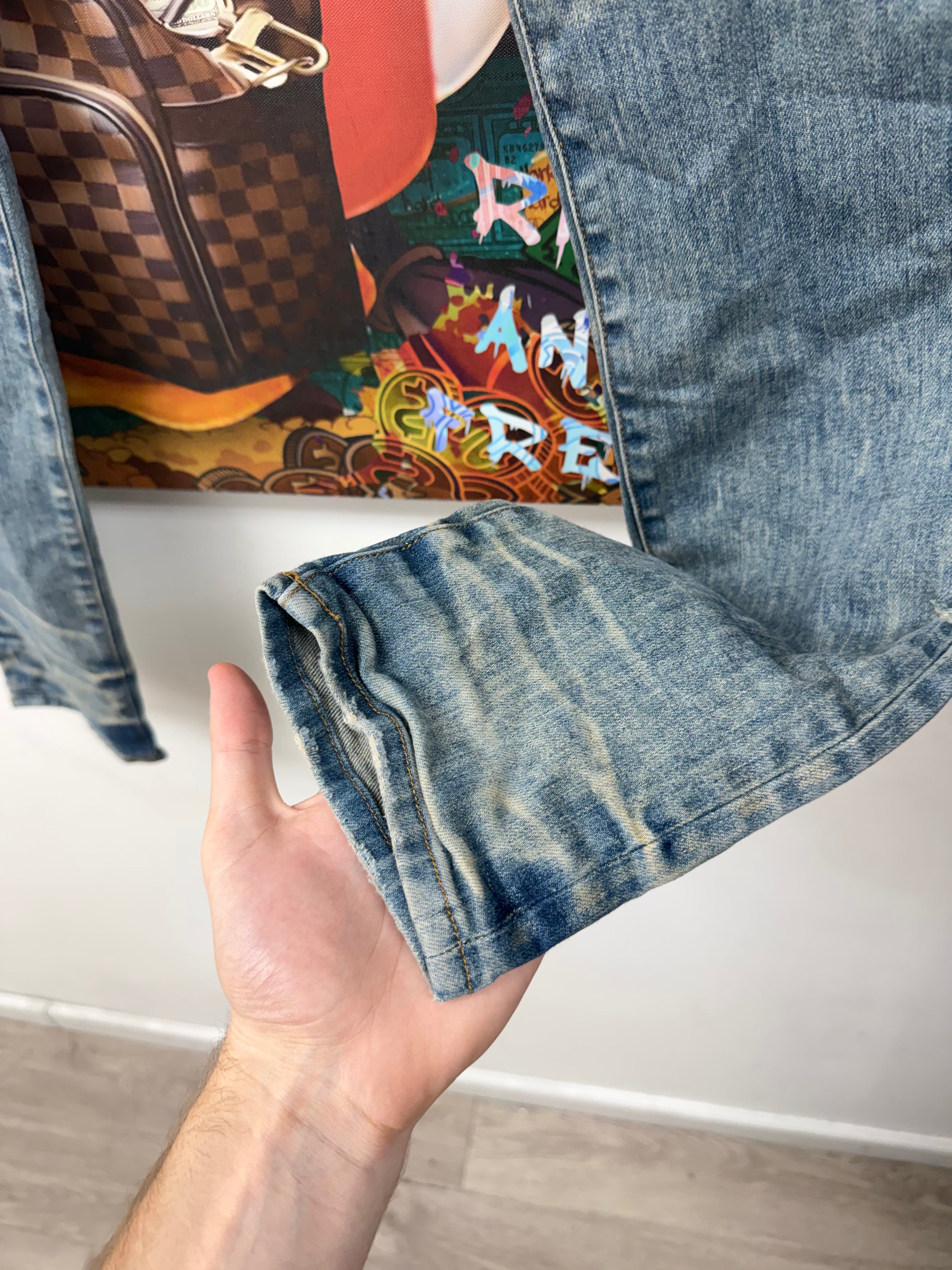 Amiri Light Wash Stacked (Zipper) Jeans