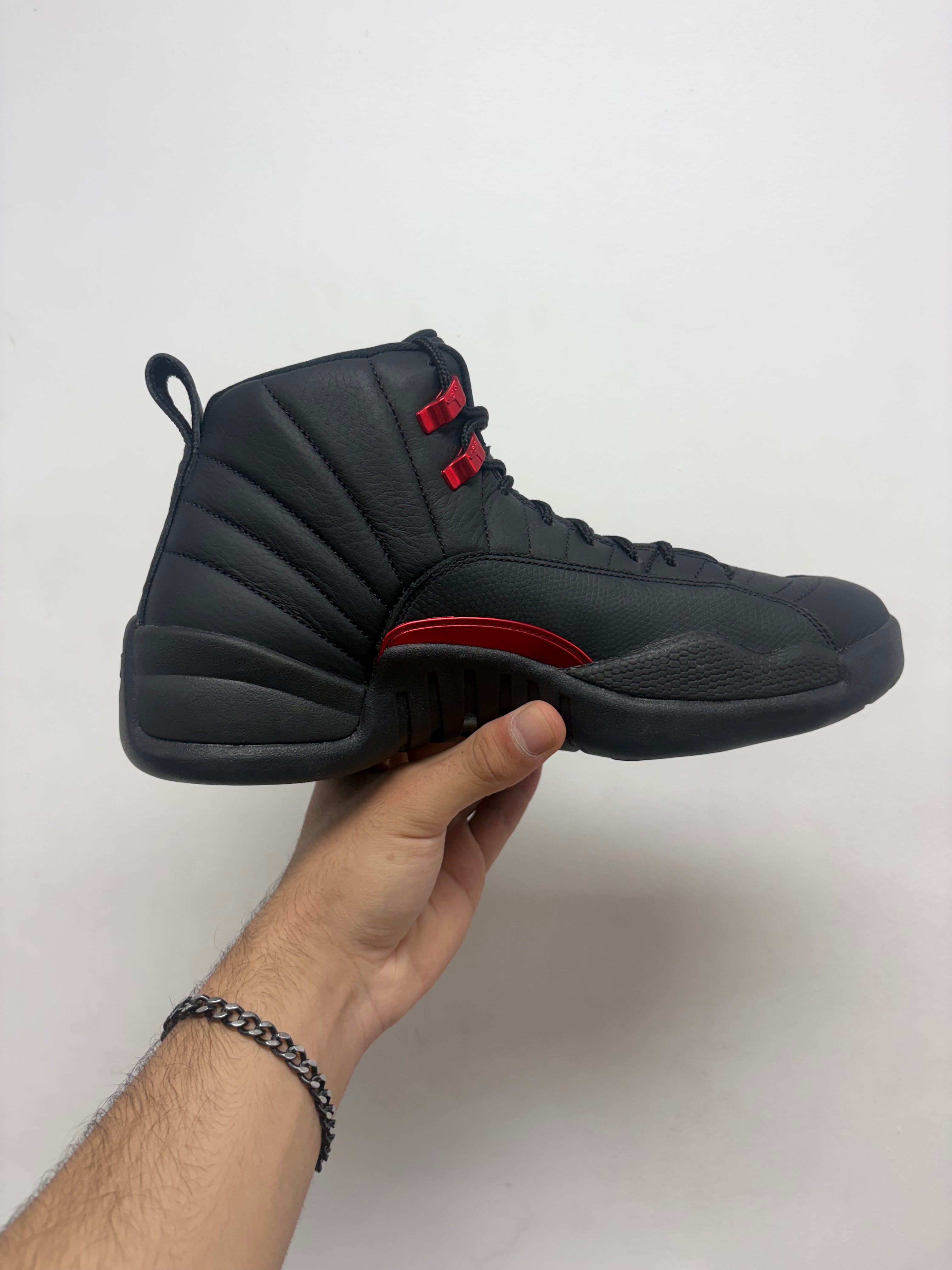 Jordan 12 Bloodline Sneakers