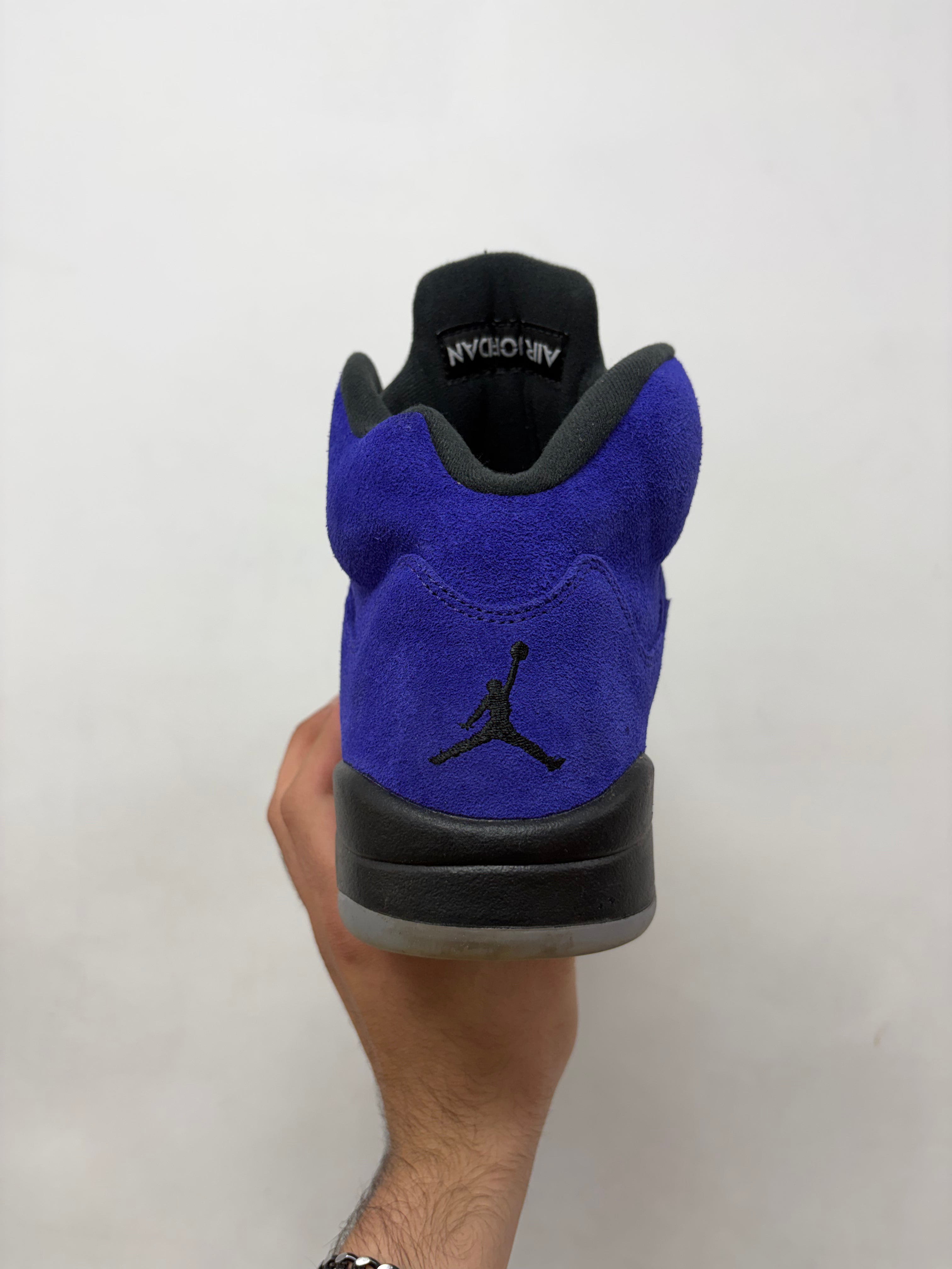 Jordan 5 Alternate Grape Sneakers