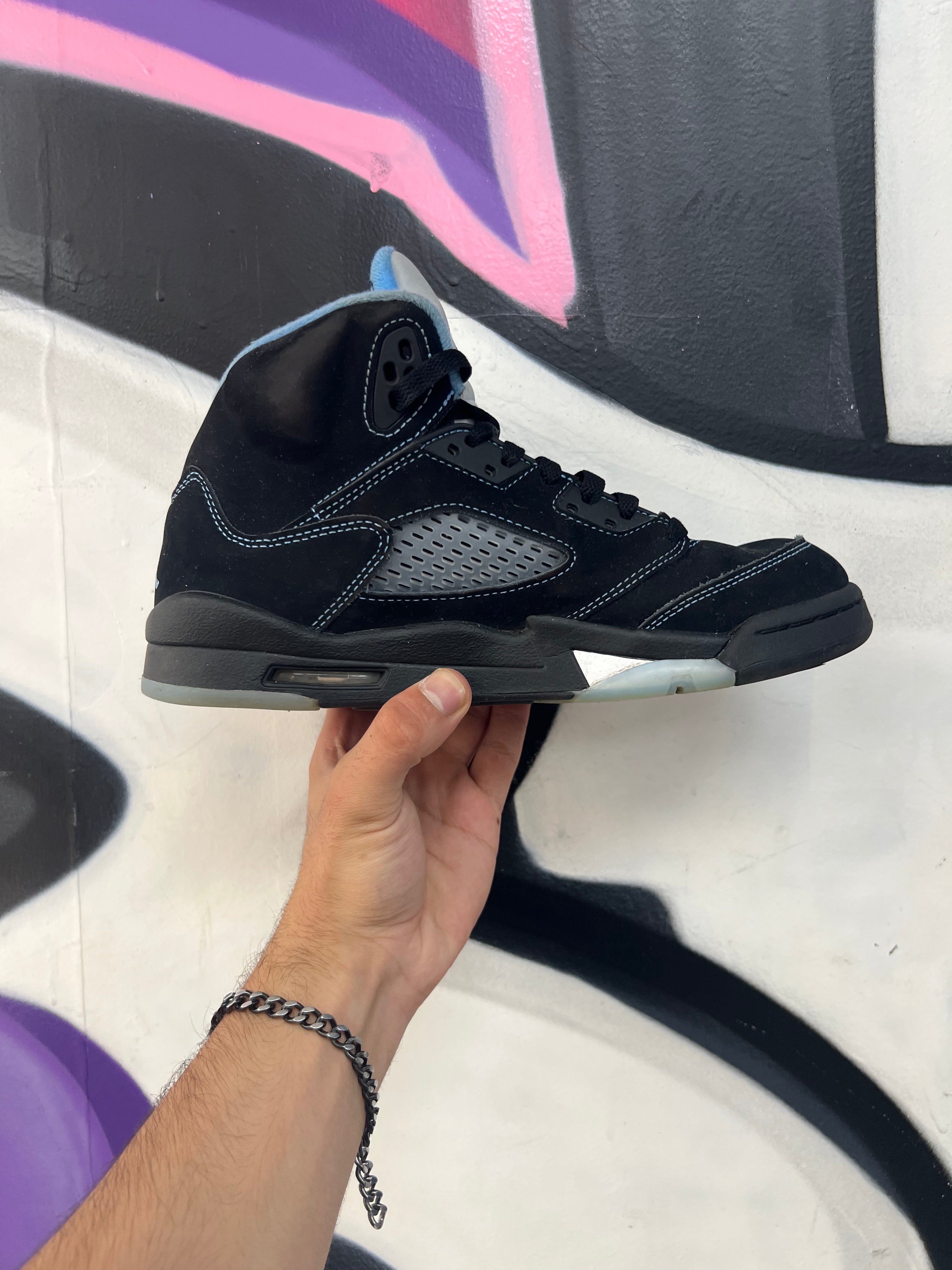 Jordan 5 Black University Blue Sneakers