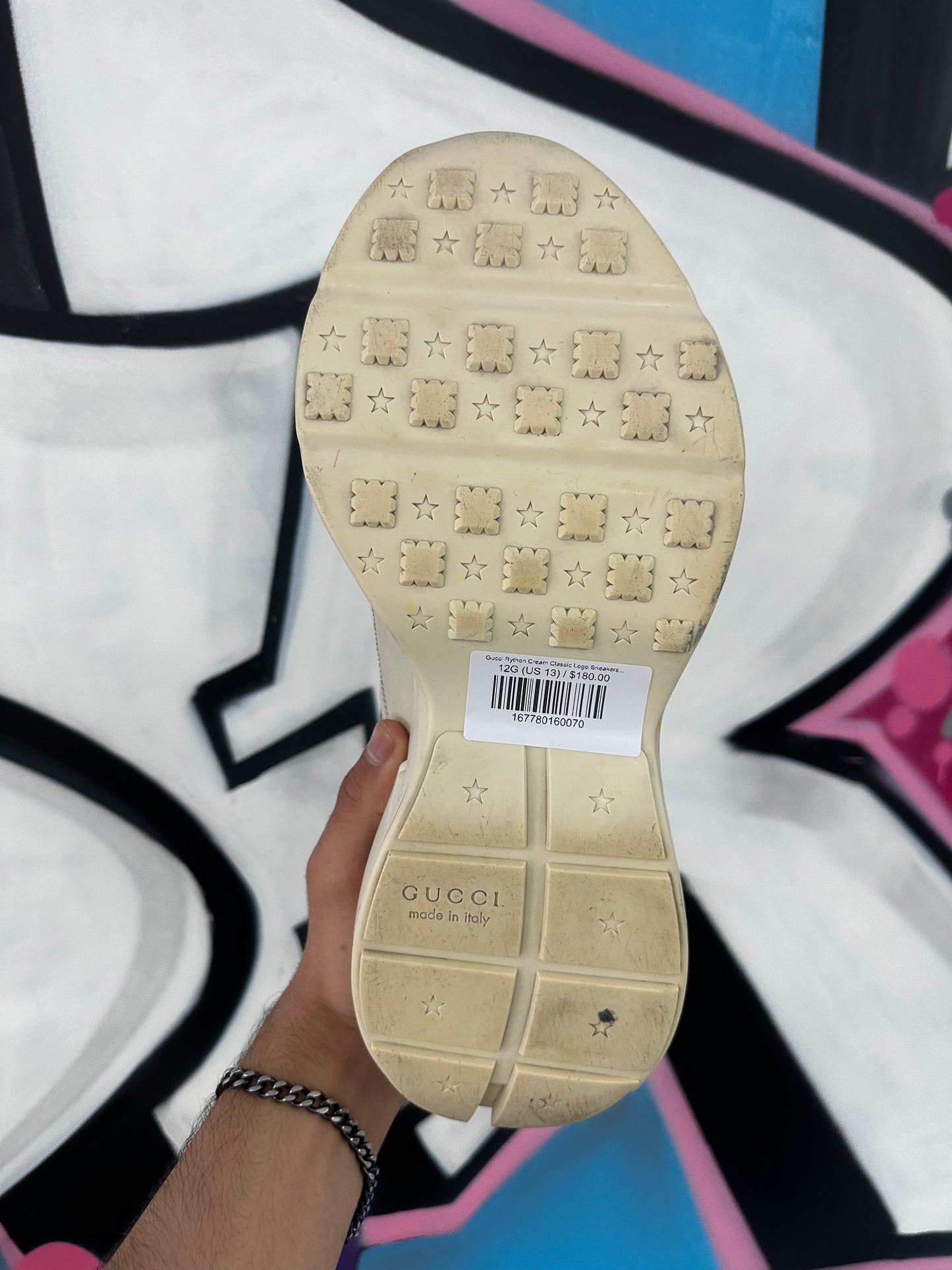 Gucci Rython Cream Classic Logo Sneakers  Used With Box
