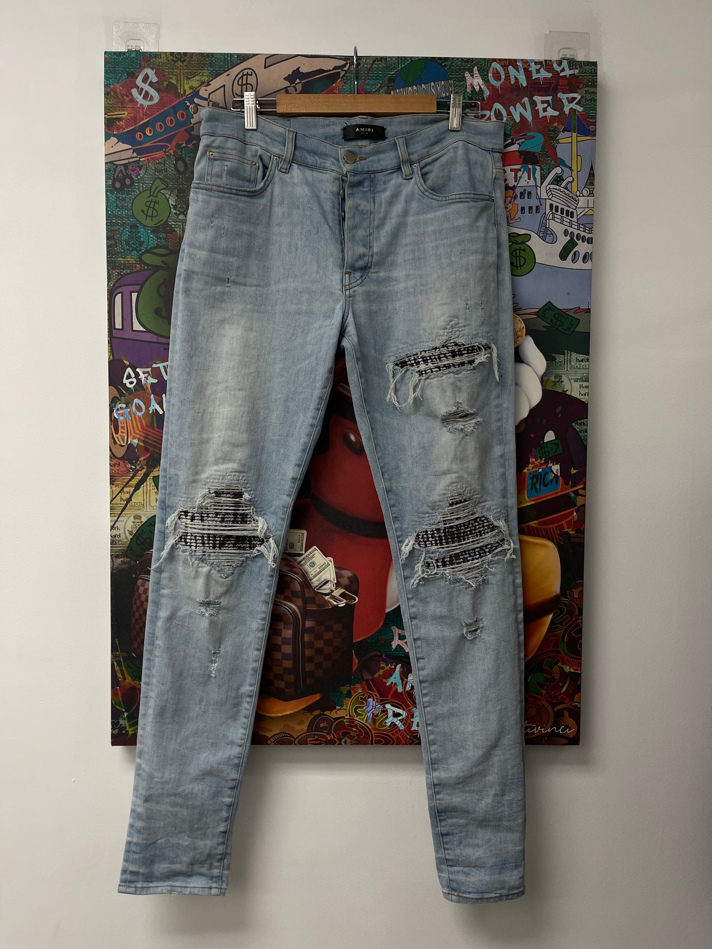Amiri Light Wash Zebra Patch  Used 34
