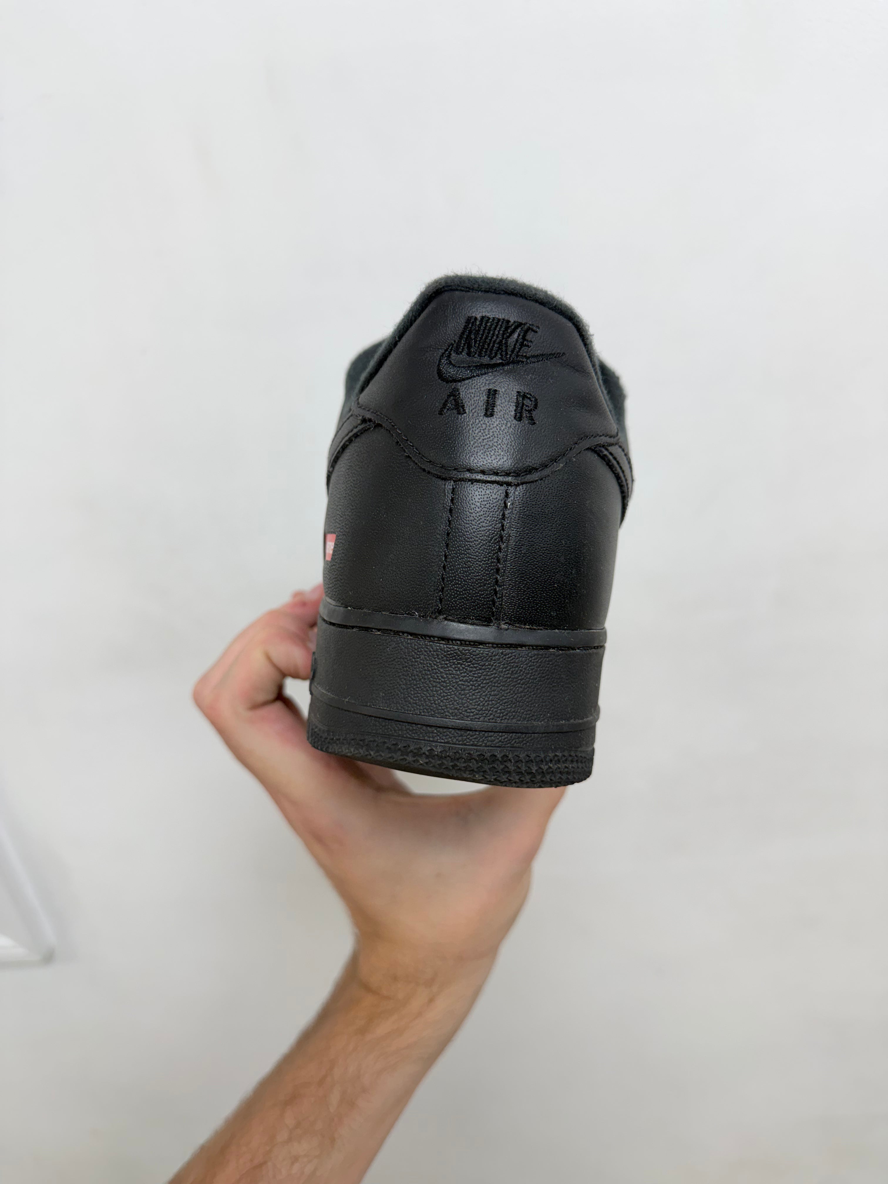Nike Supreme AF1 Black Sneakers