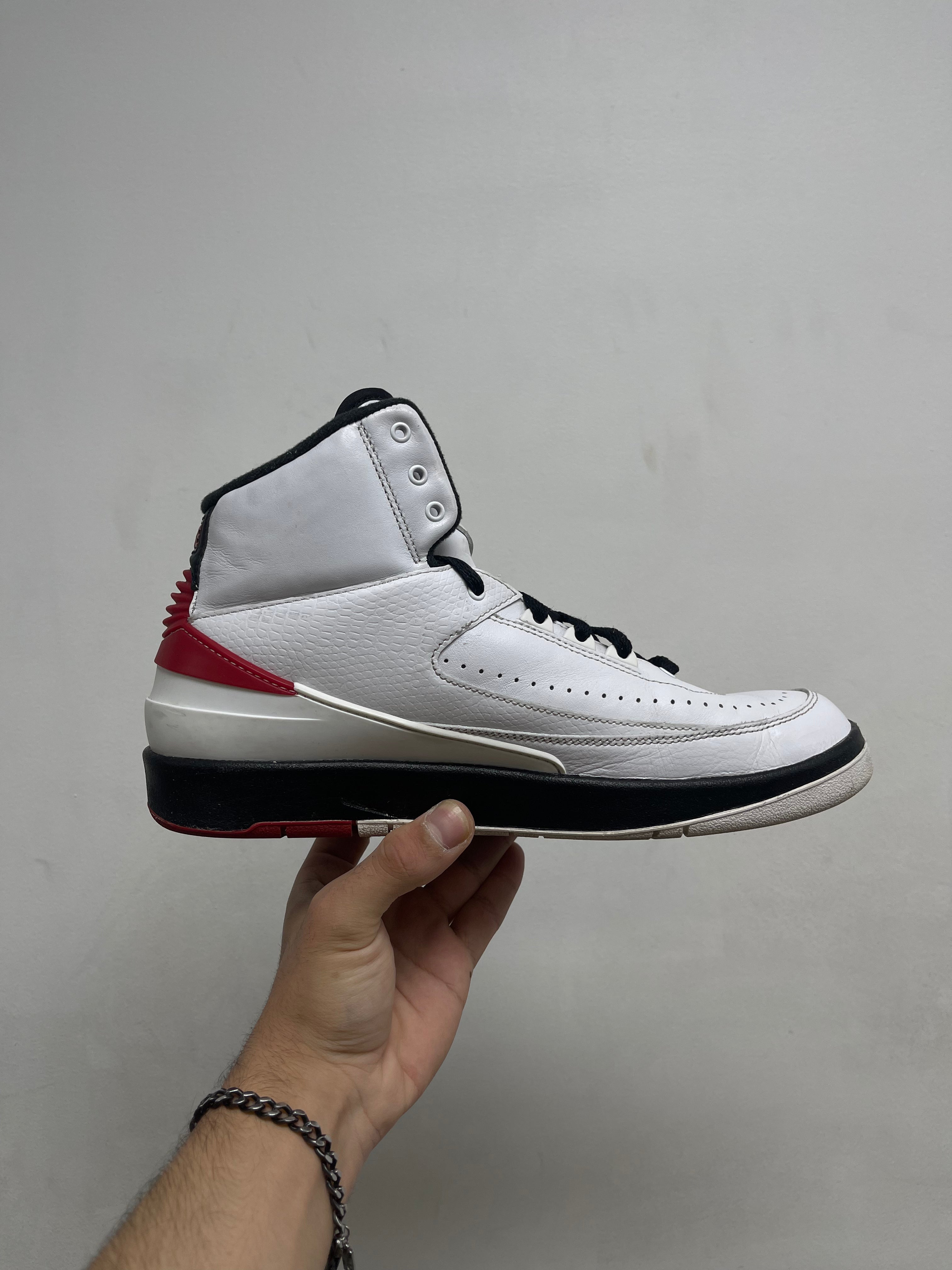 Jordan 2 Chicago Sneakers