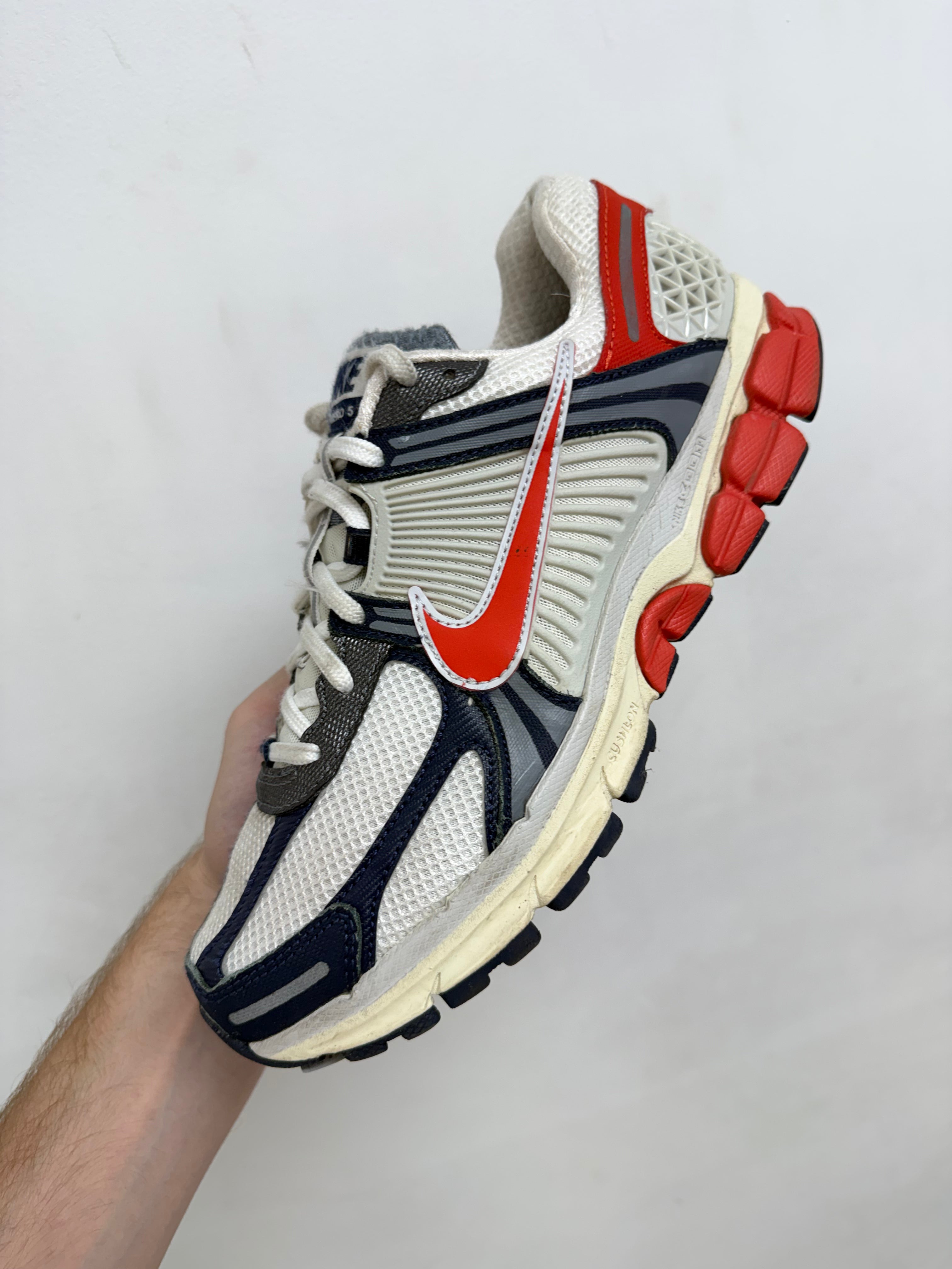 Nike Zoom 5 Vomero Sneakers