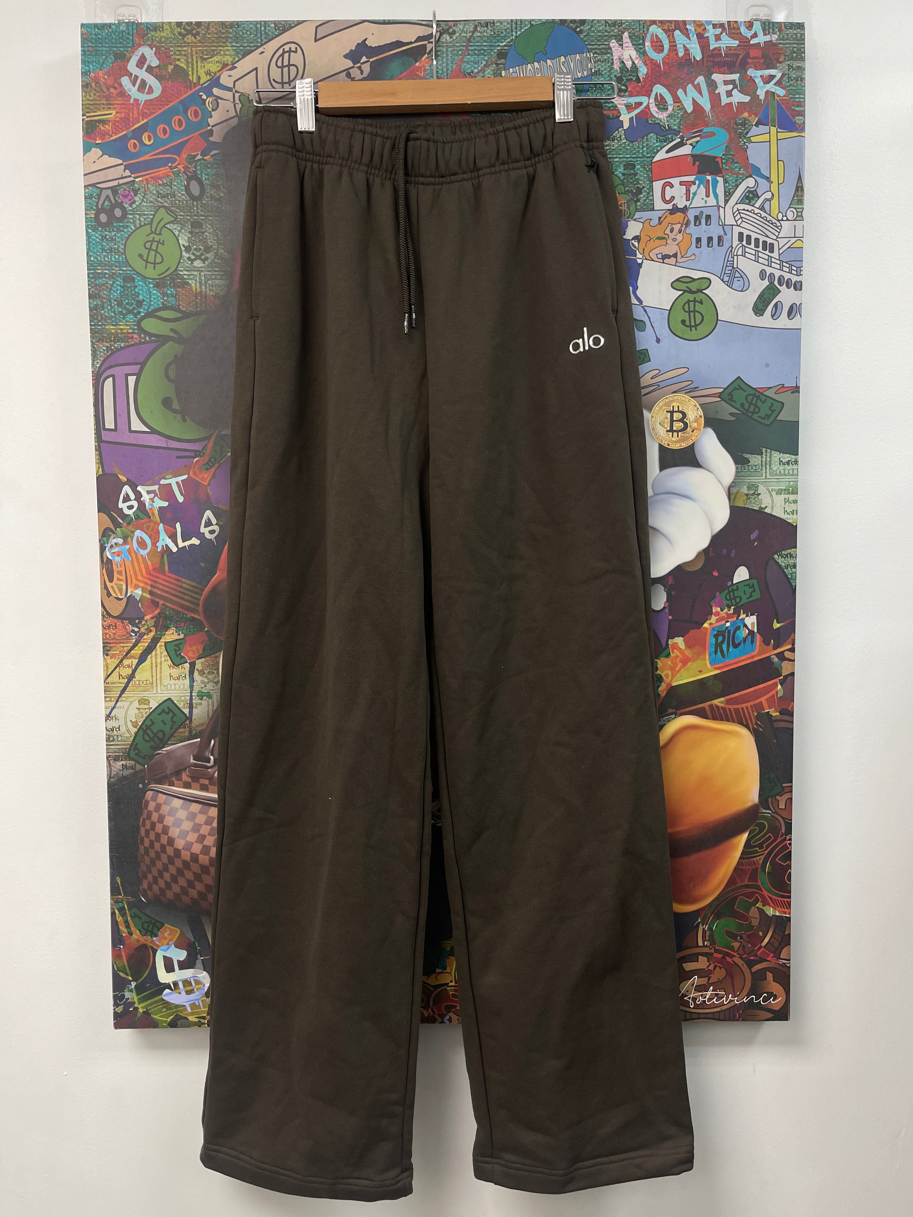 ALO Brown Logo Straight Leg Sweats