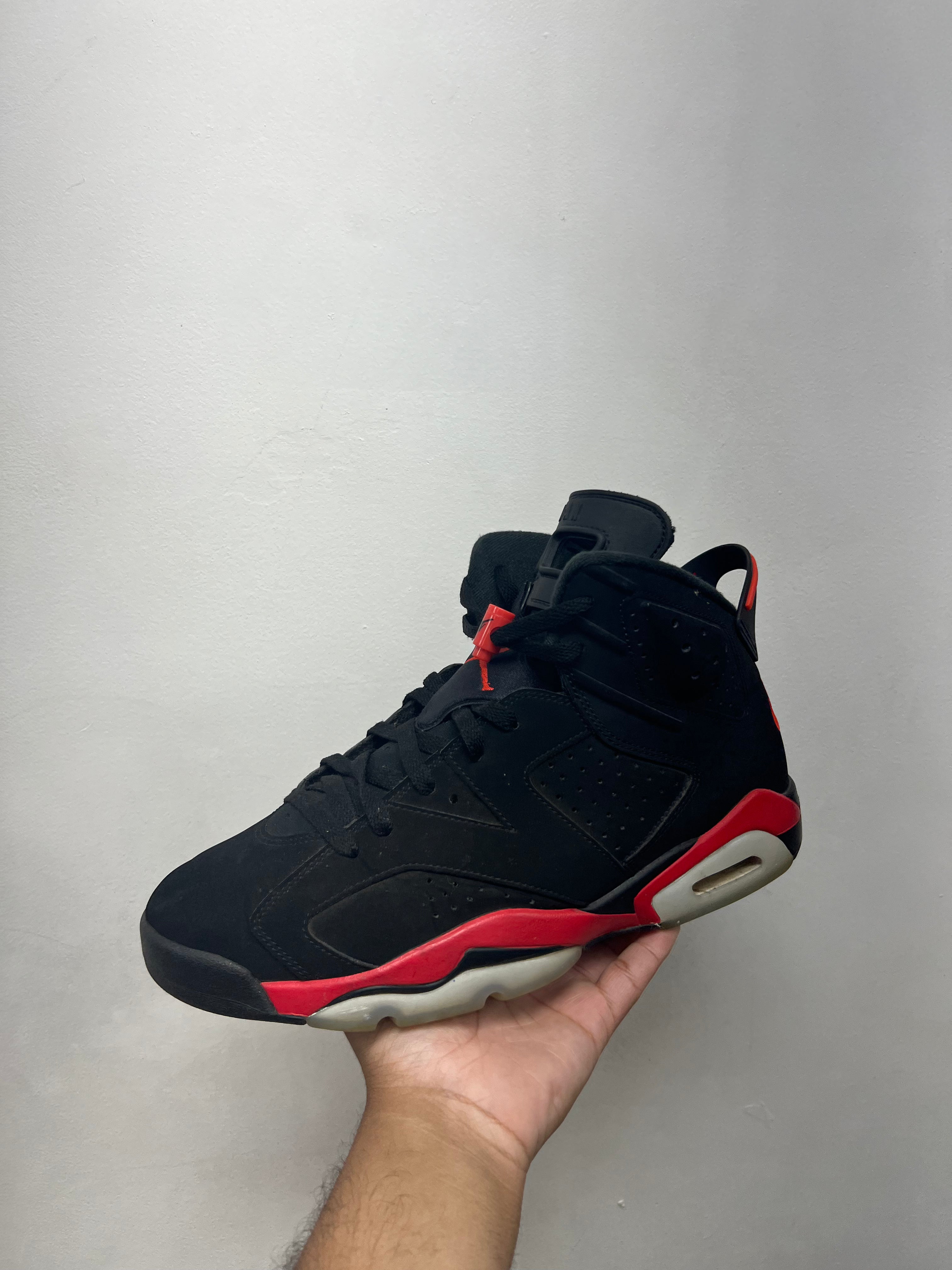 Jordan 6 Infrared Salesman Sneakers