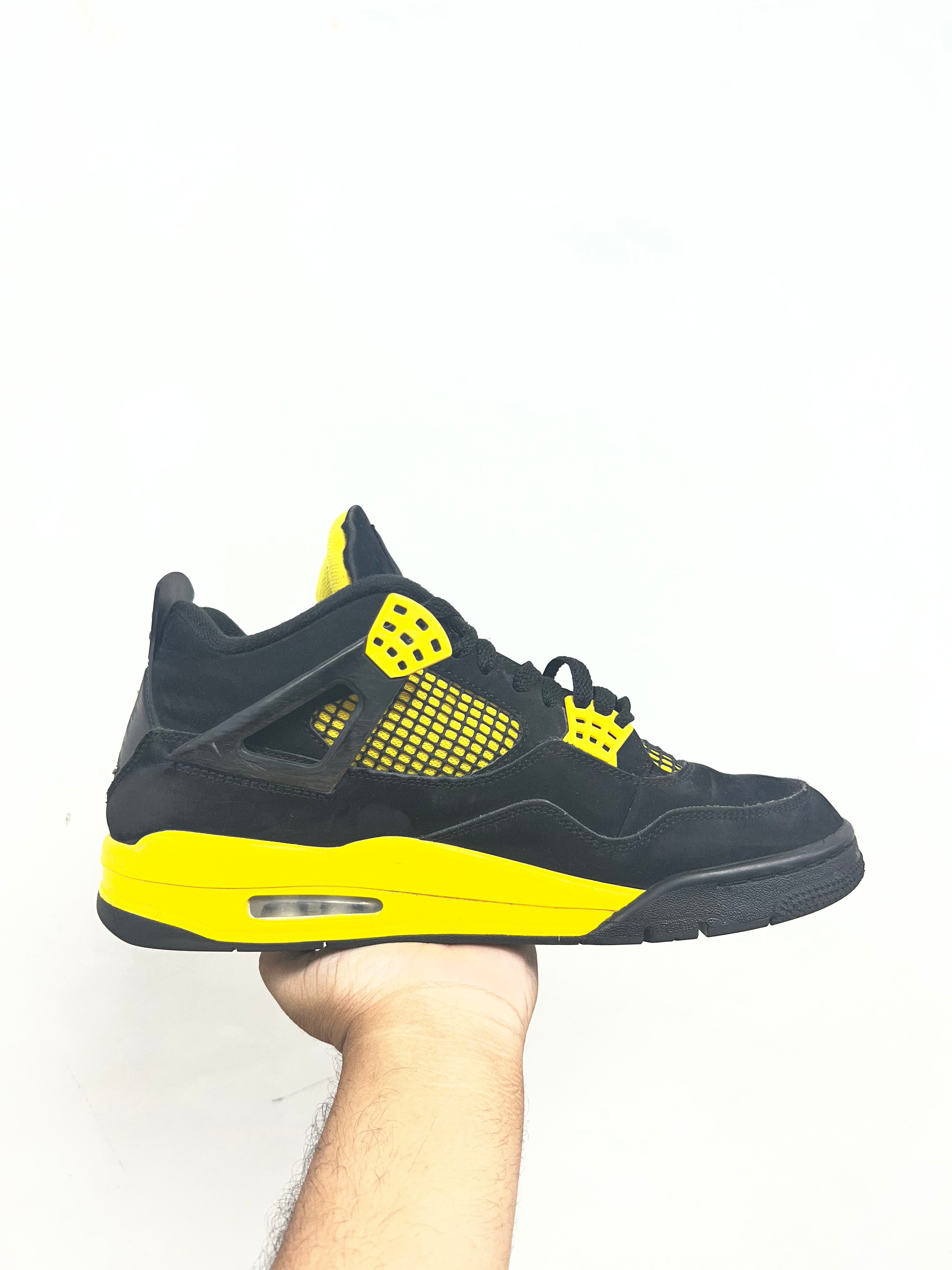 Jordan 4 Yellow Thunder Sneakers
