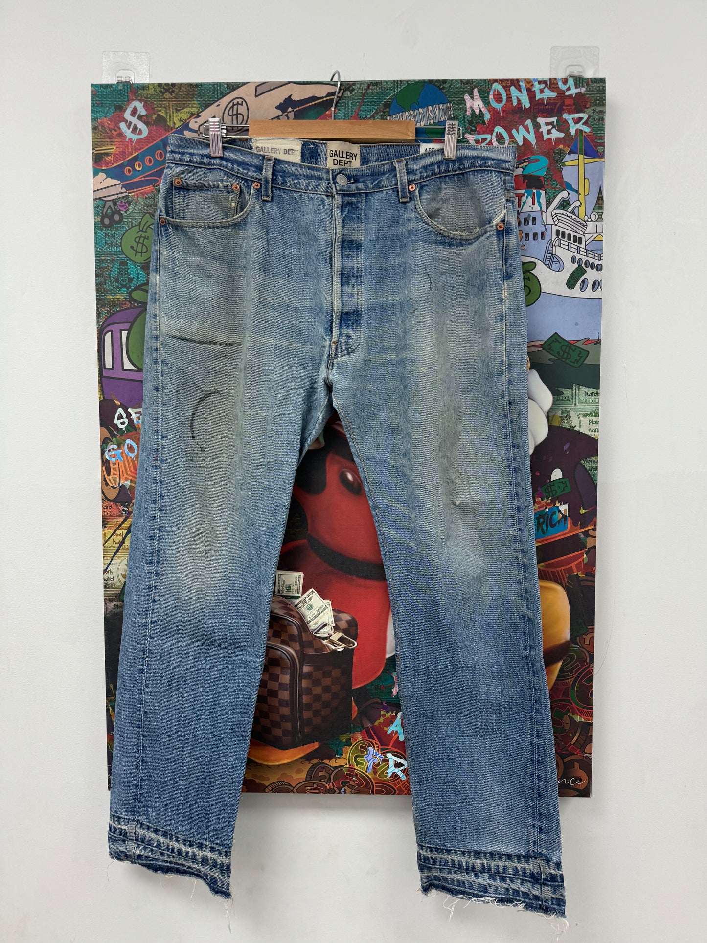 Gallery Dept Jeans Light Wash Used 36 N/A