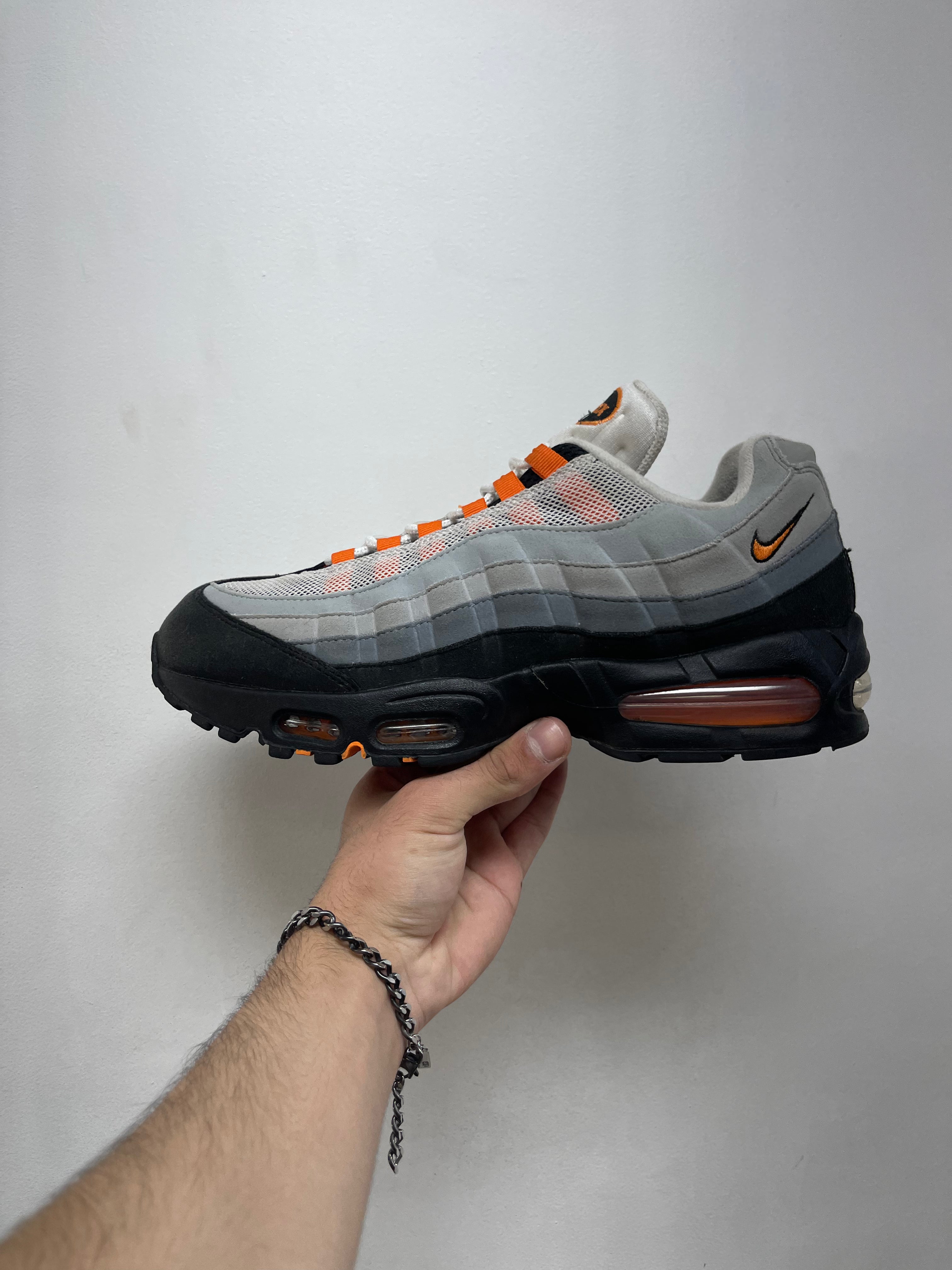 Nike AM95 Mandarin Orange Sneakers