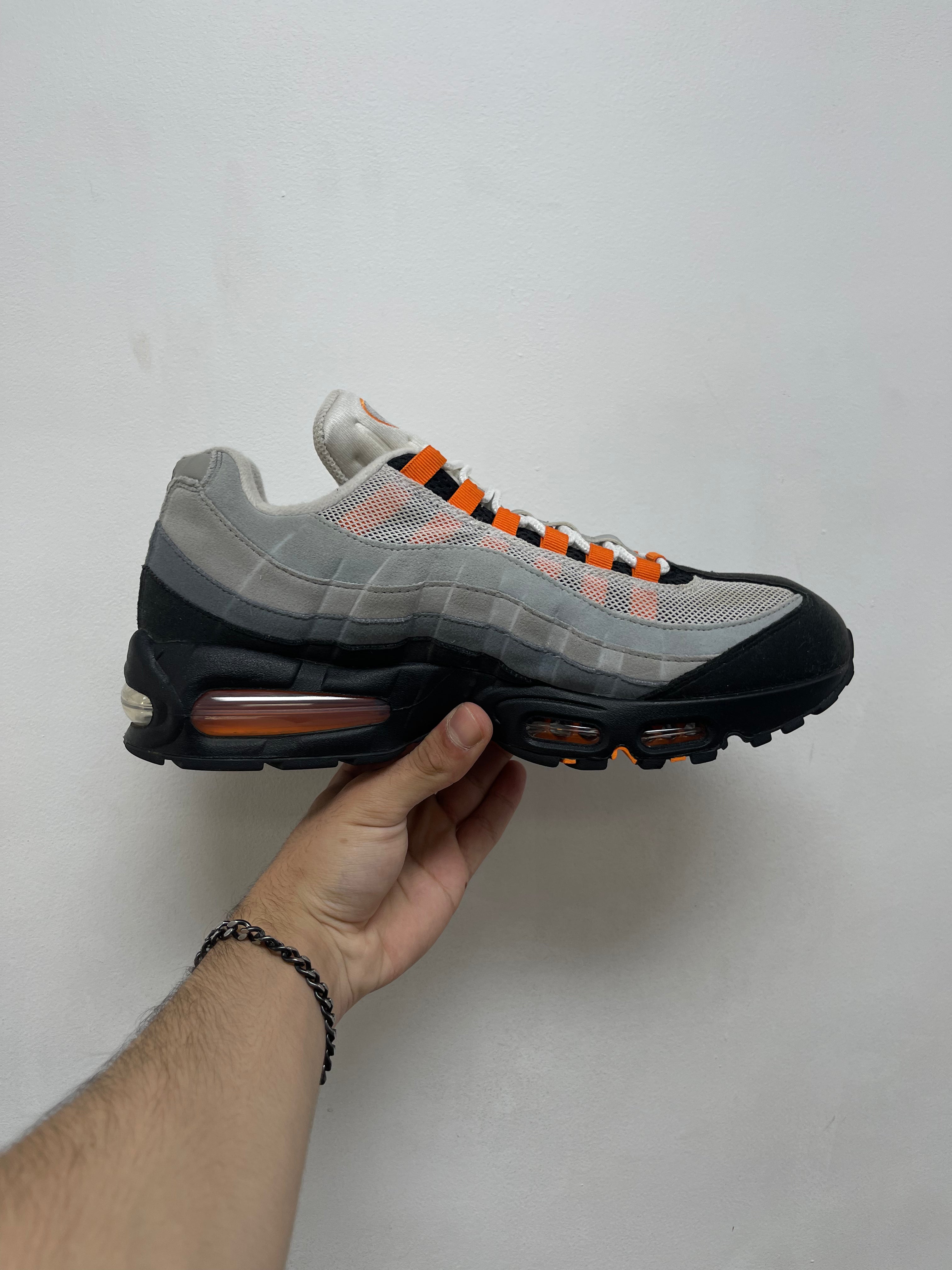 Nike AM95 Mandarin Orange Sneakers