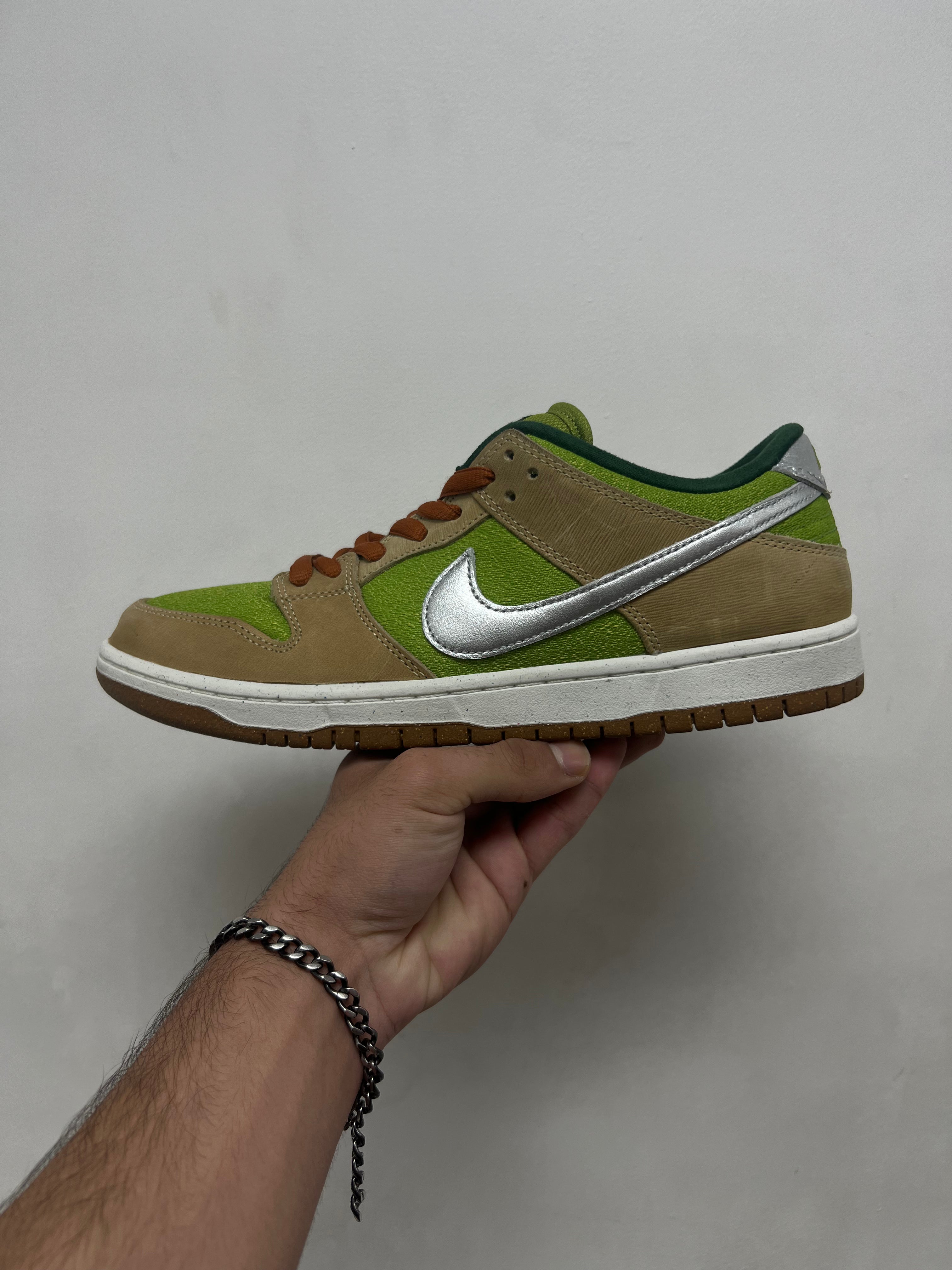 Nike SB Dunk Low Escargot Sneakers