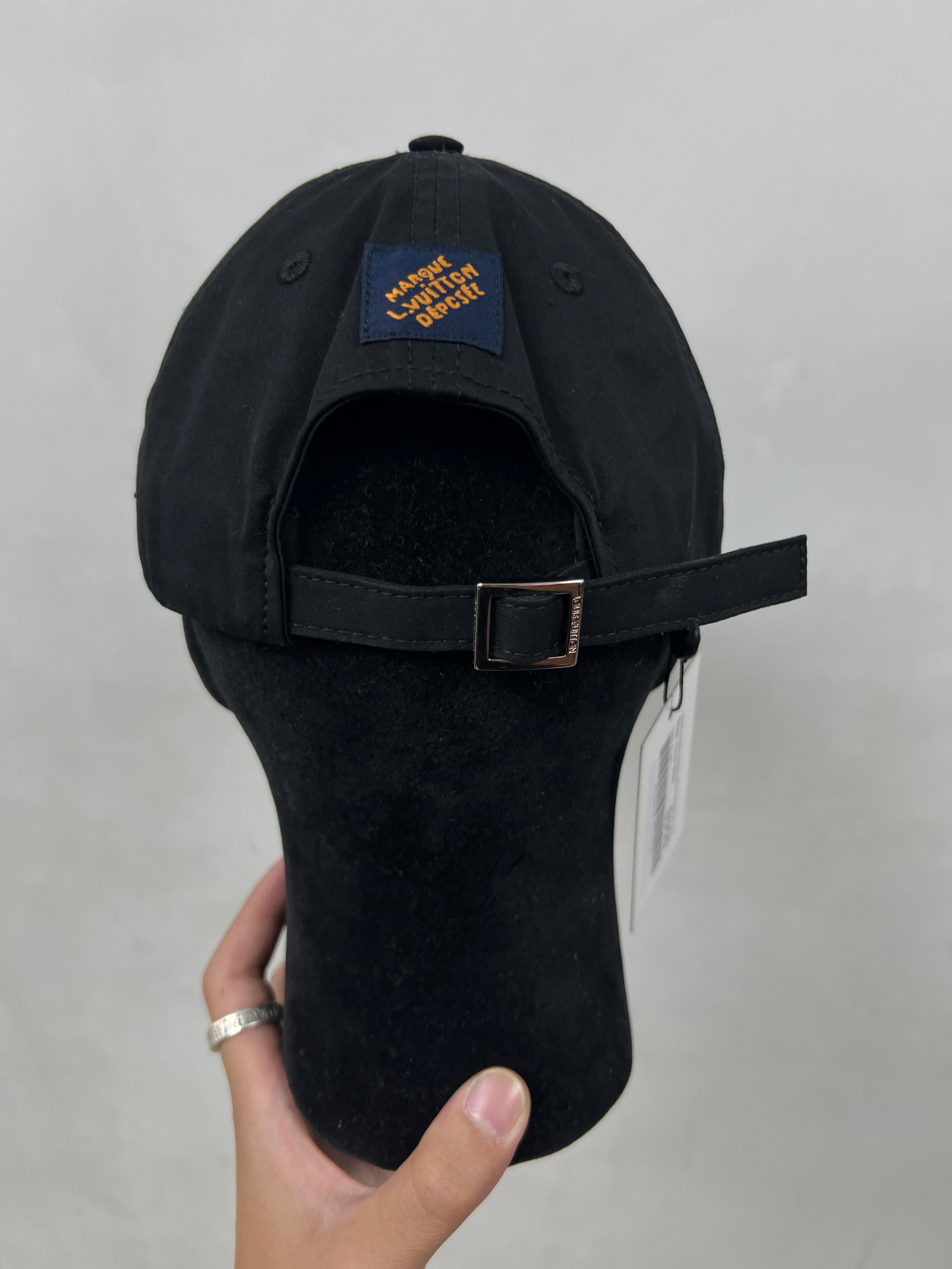 Louis Vuitton Black White Signature Hat