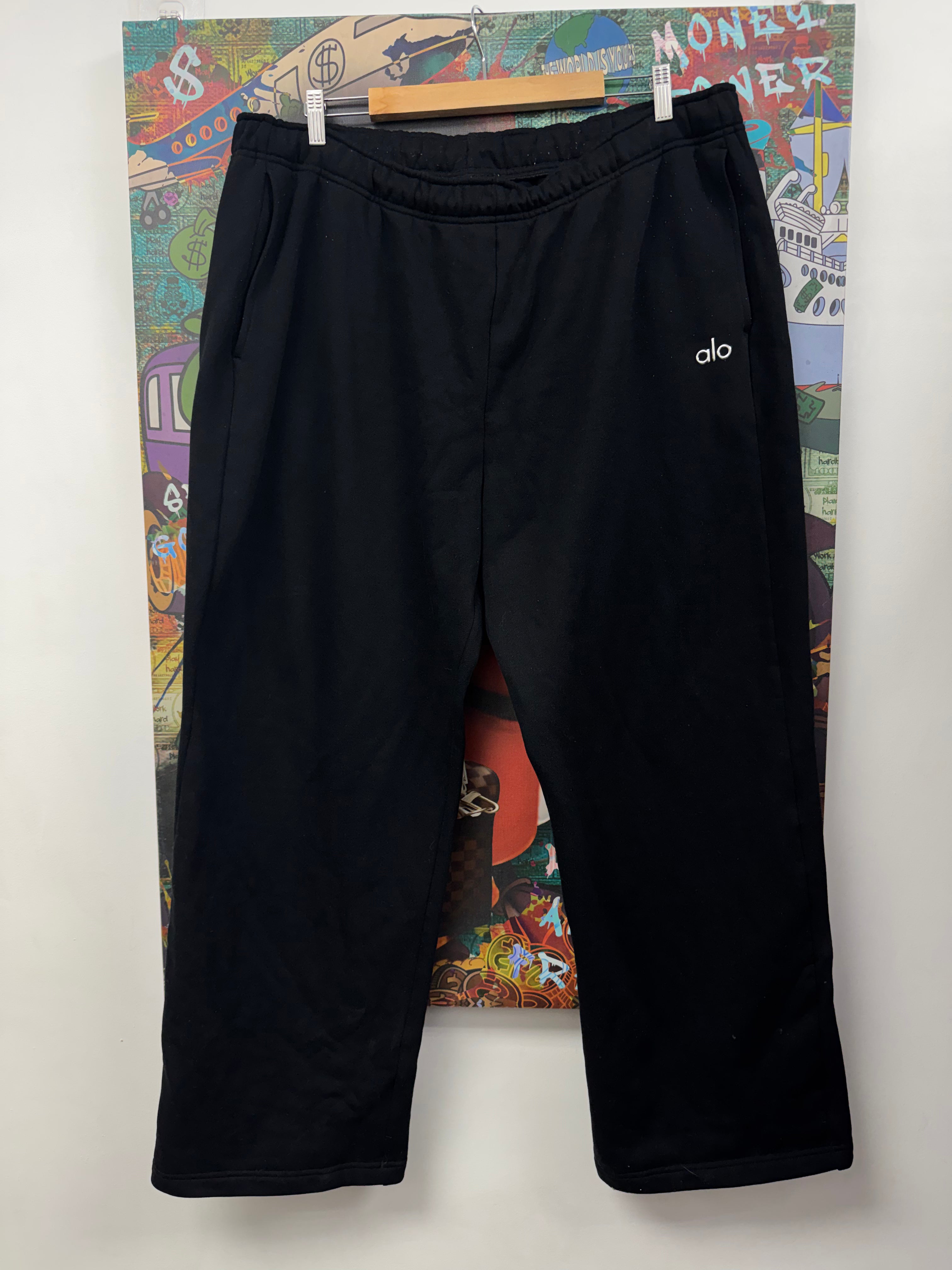 ALO Black Accolade Straight Leg Sweats