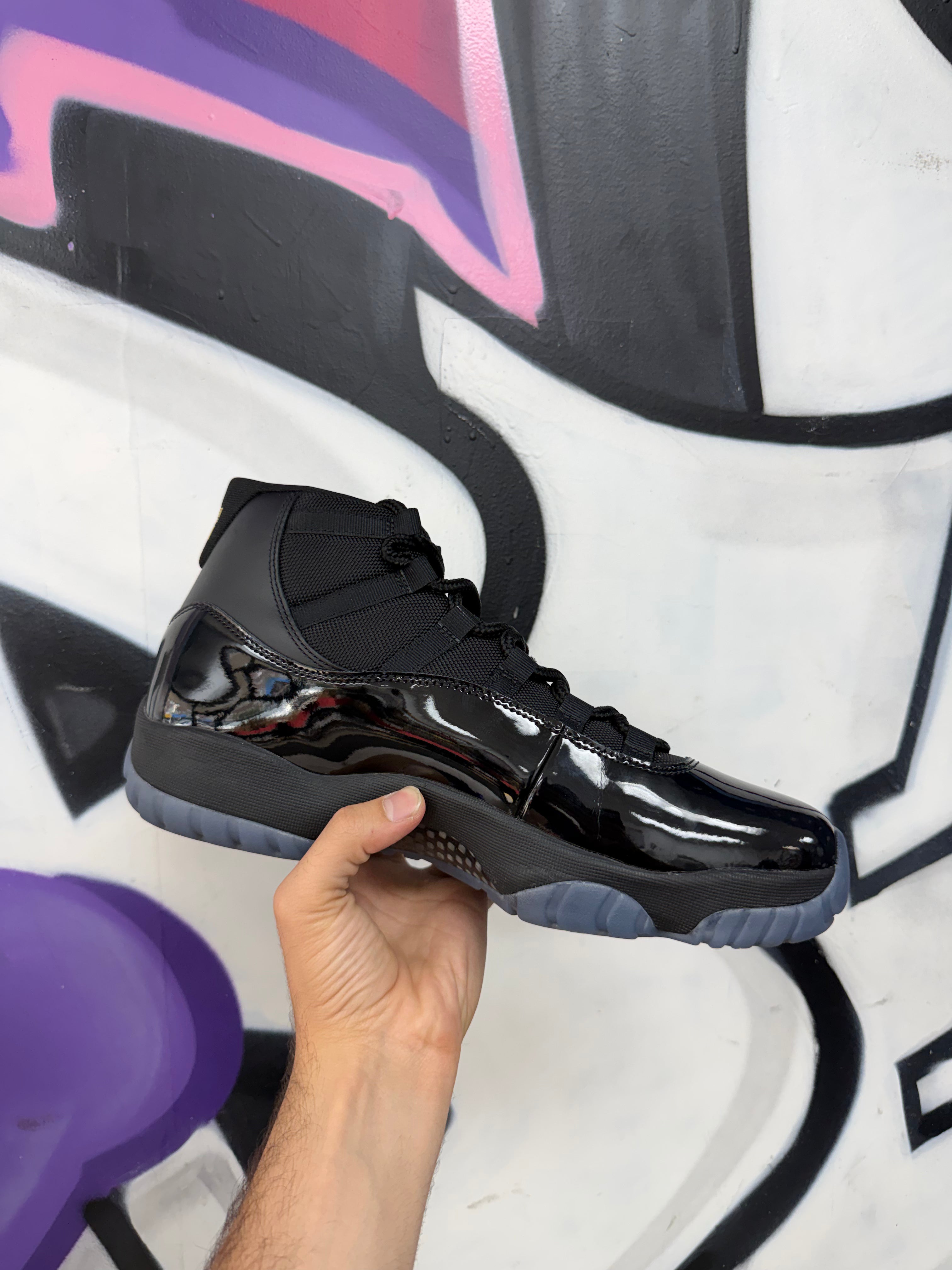 Jordan 11 Gamma Sneakers