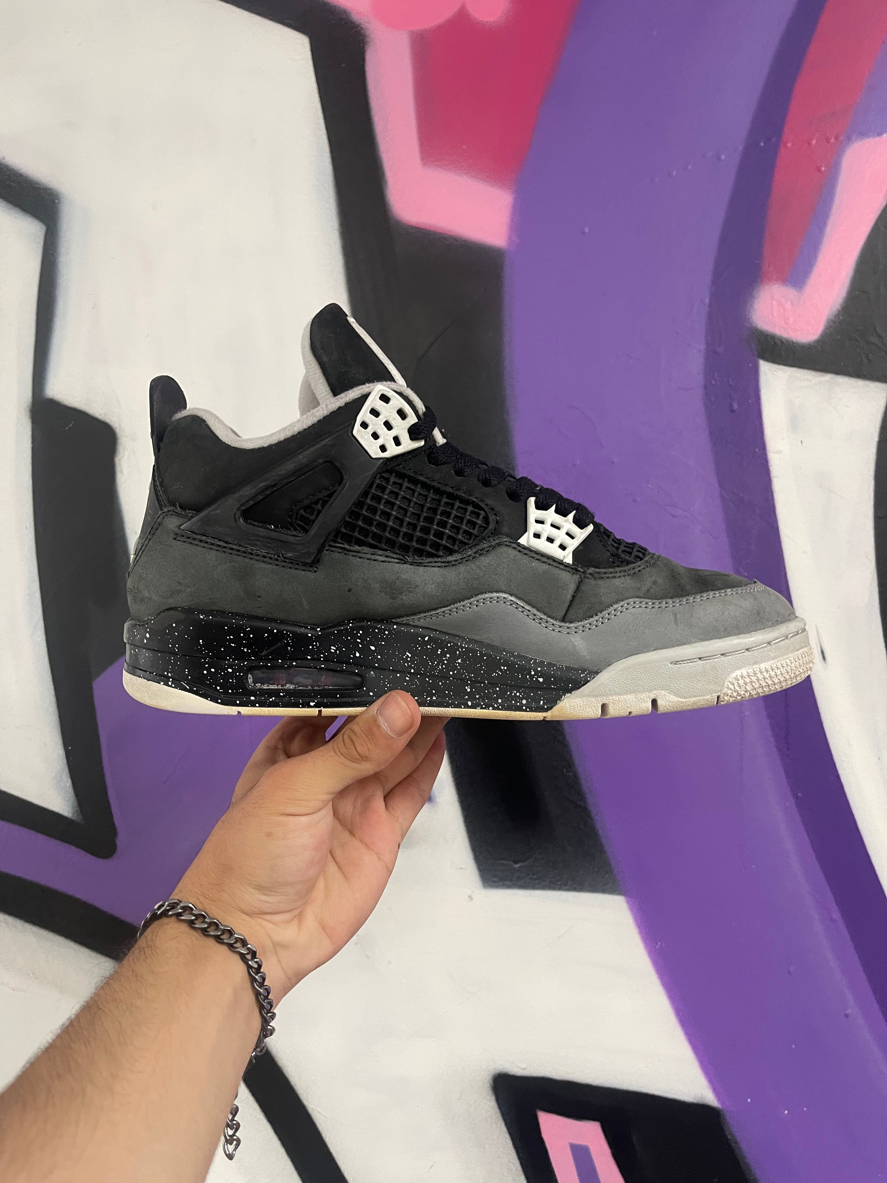 Jordan 4 Fear Sneakers