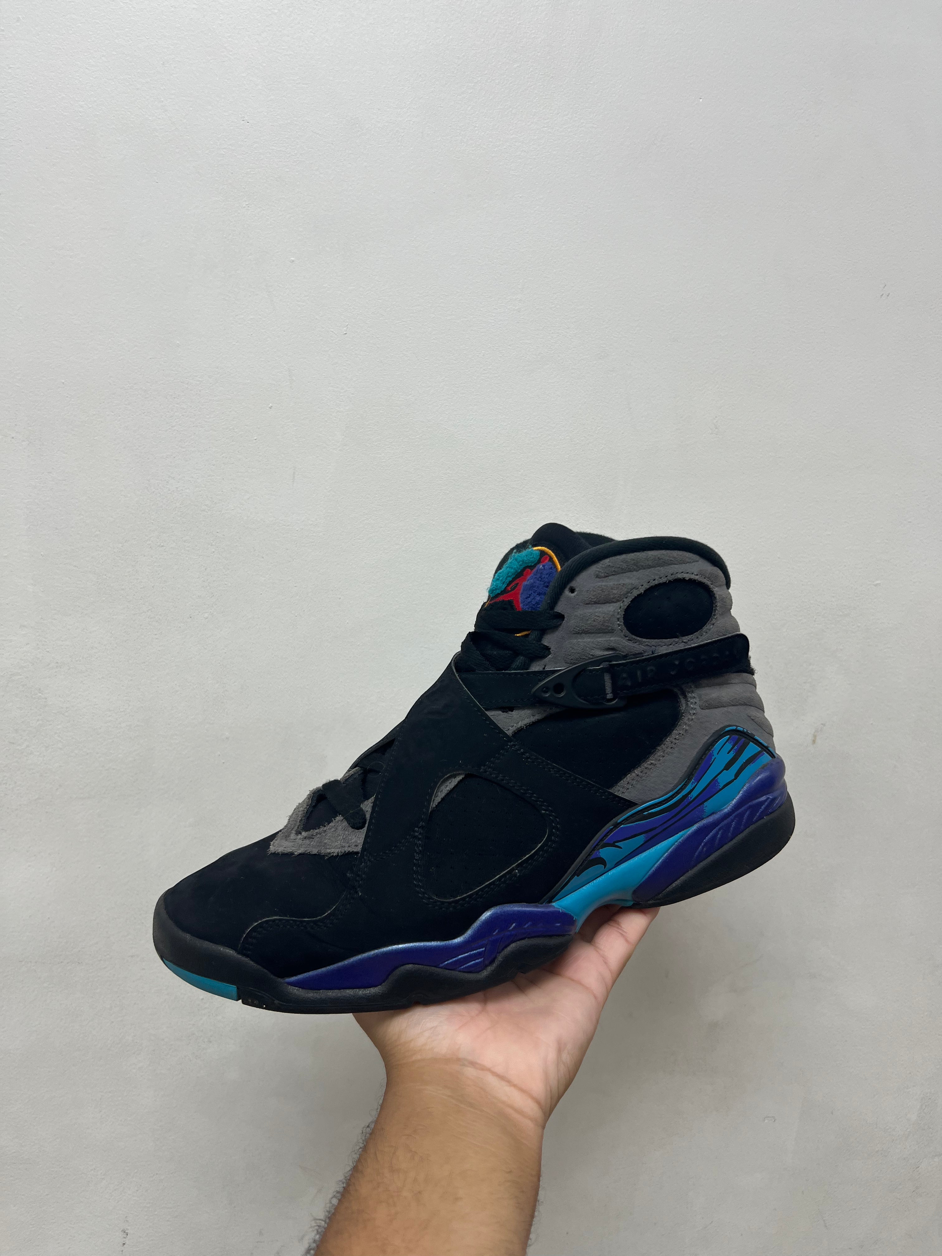 Jordan 8 Aqua Sneakers
