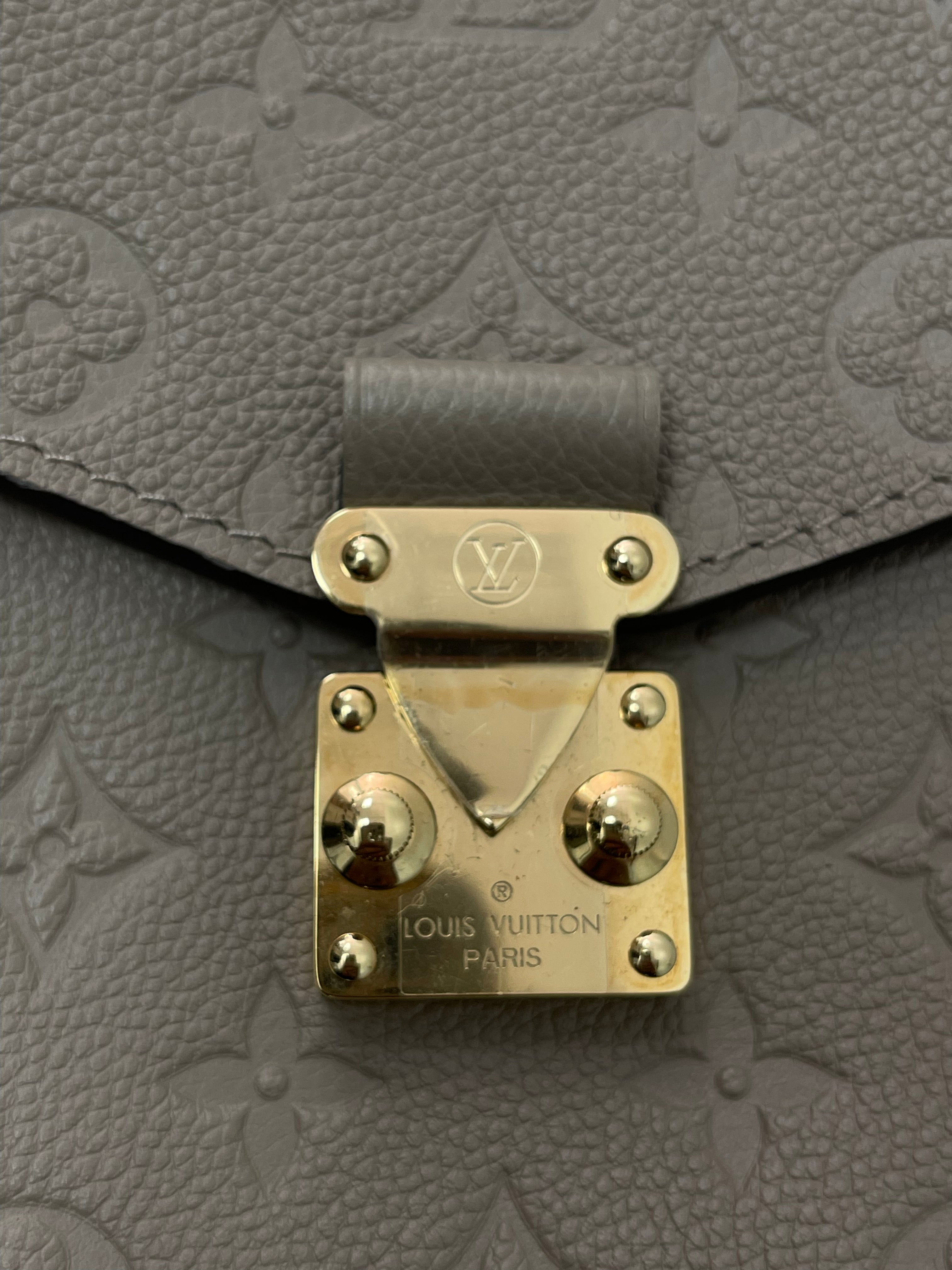 Louis Vuitton Beige Metis Pouchette Bag