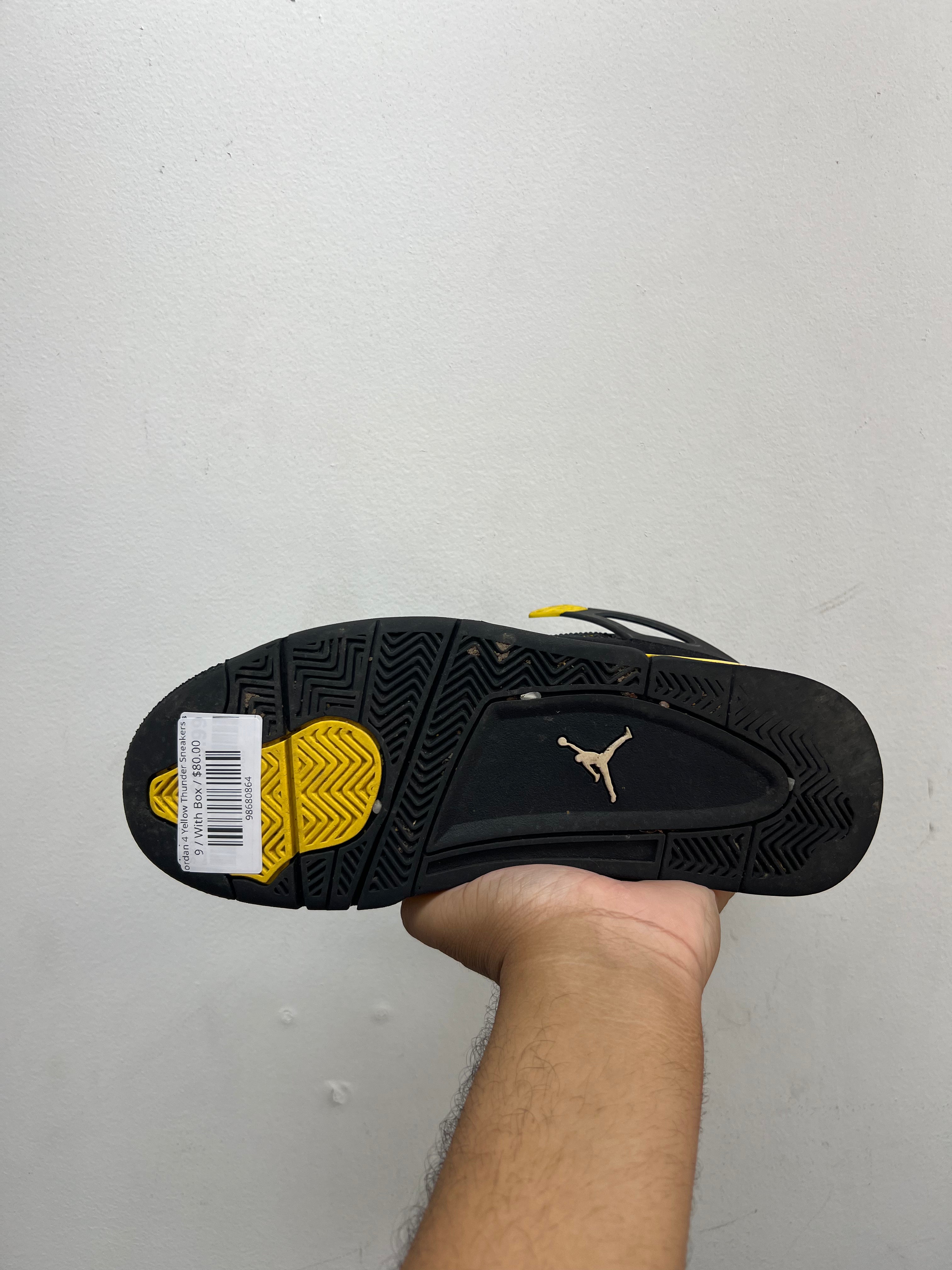 Jordan 4 Yellow Thunder Sneakers