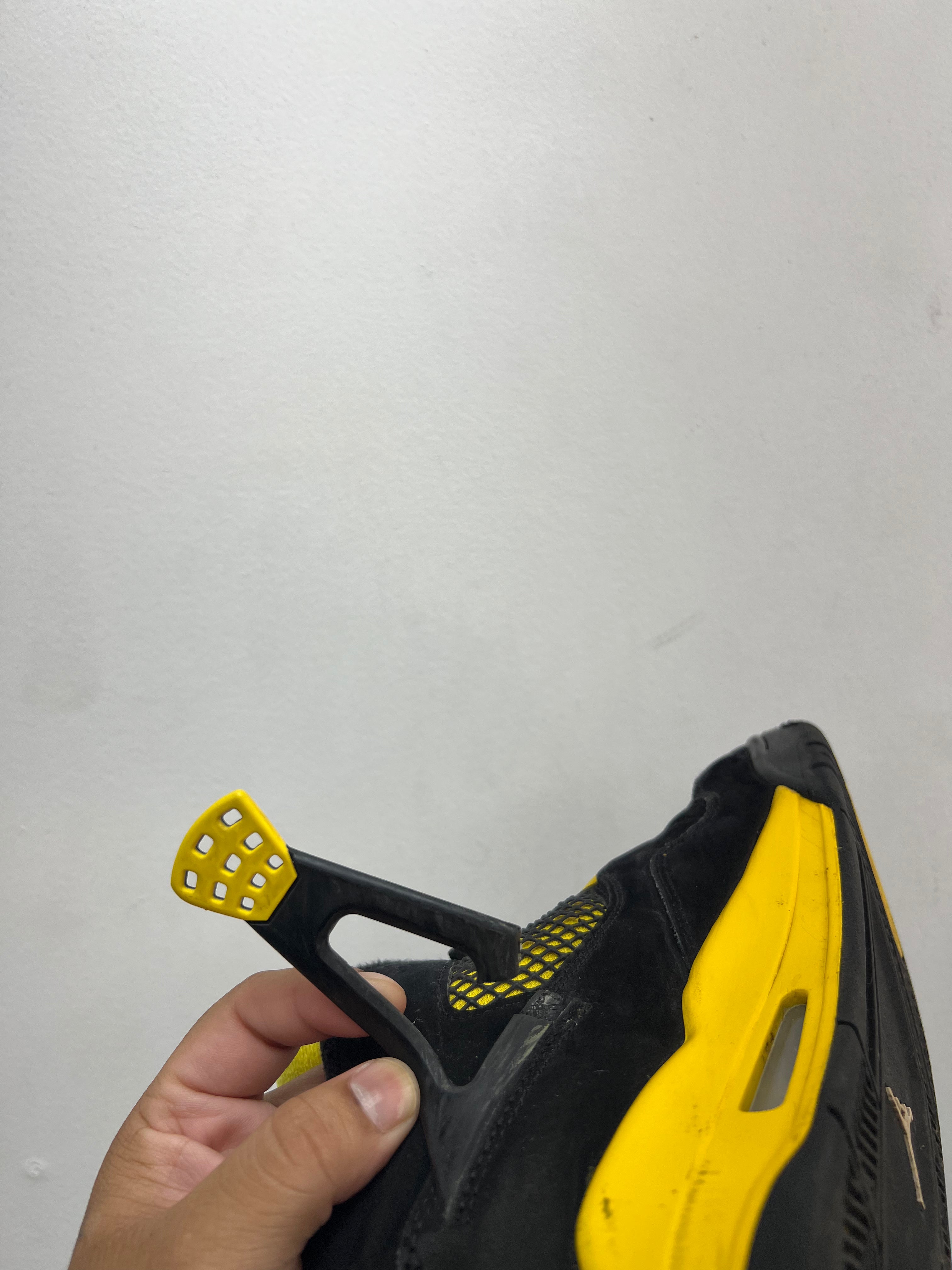Jordan 4 Yellow Thunder Sneakers