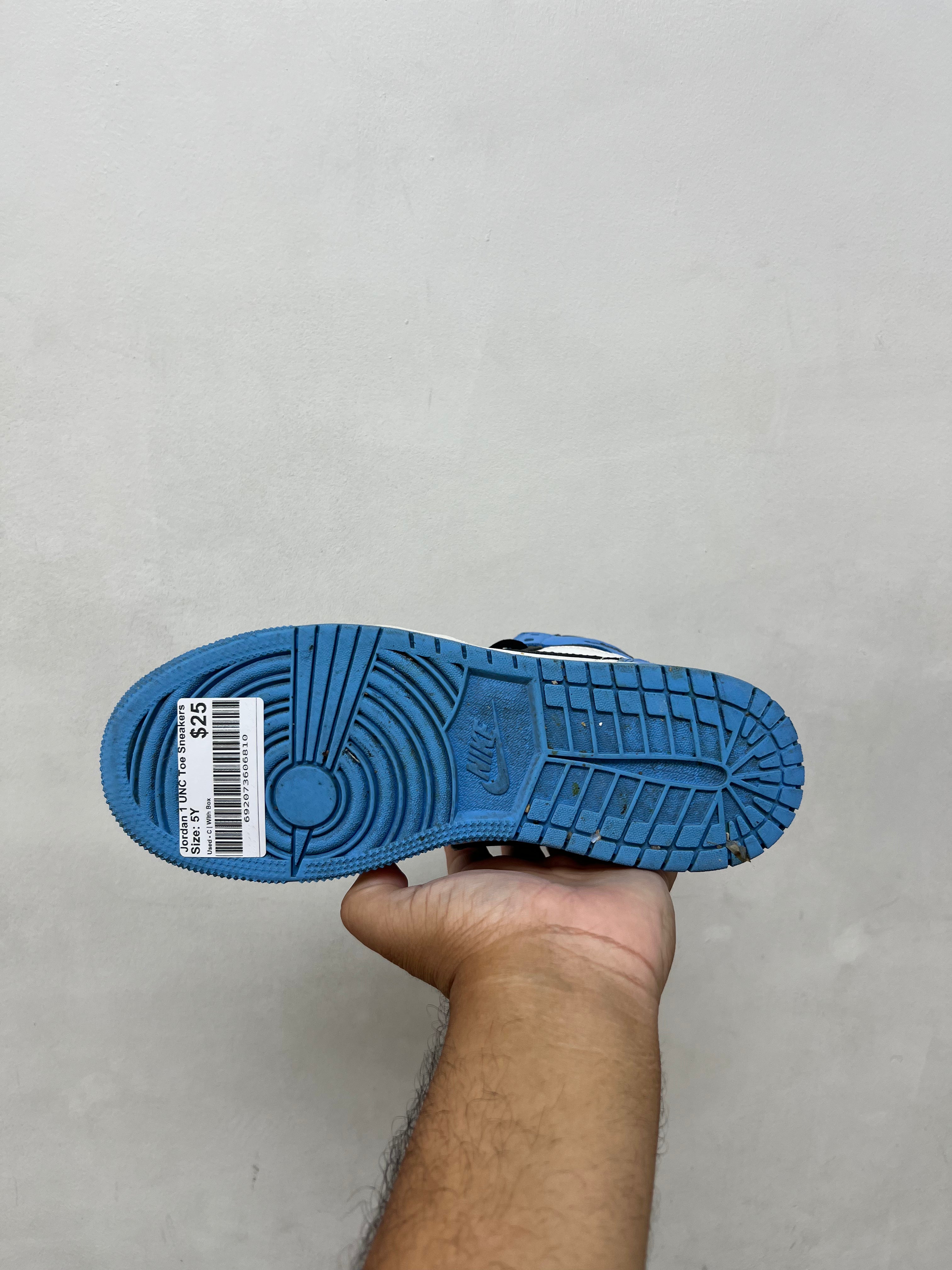 Jordan 1 UNC Toe Sneakers