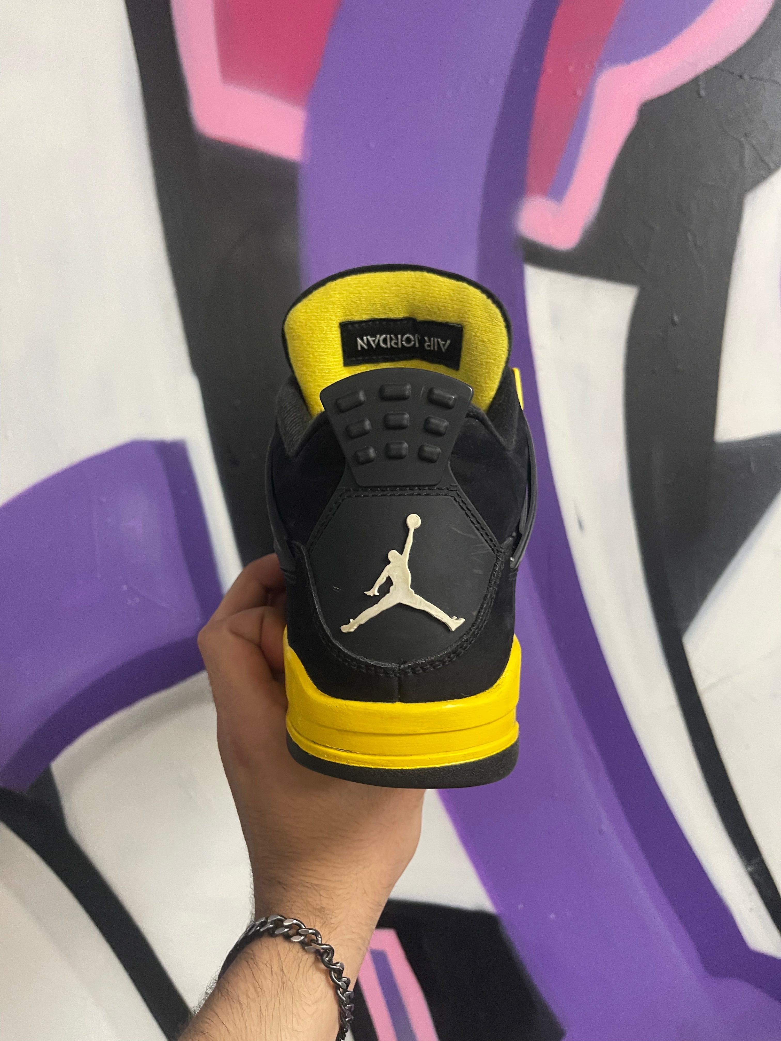 Jordan 4 Yellow Thunder Sneakers